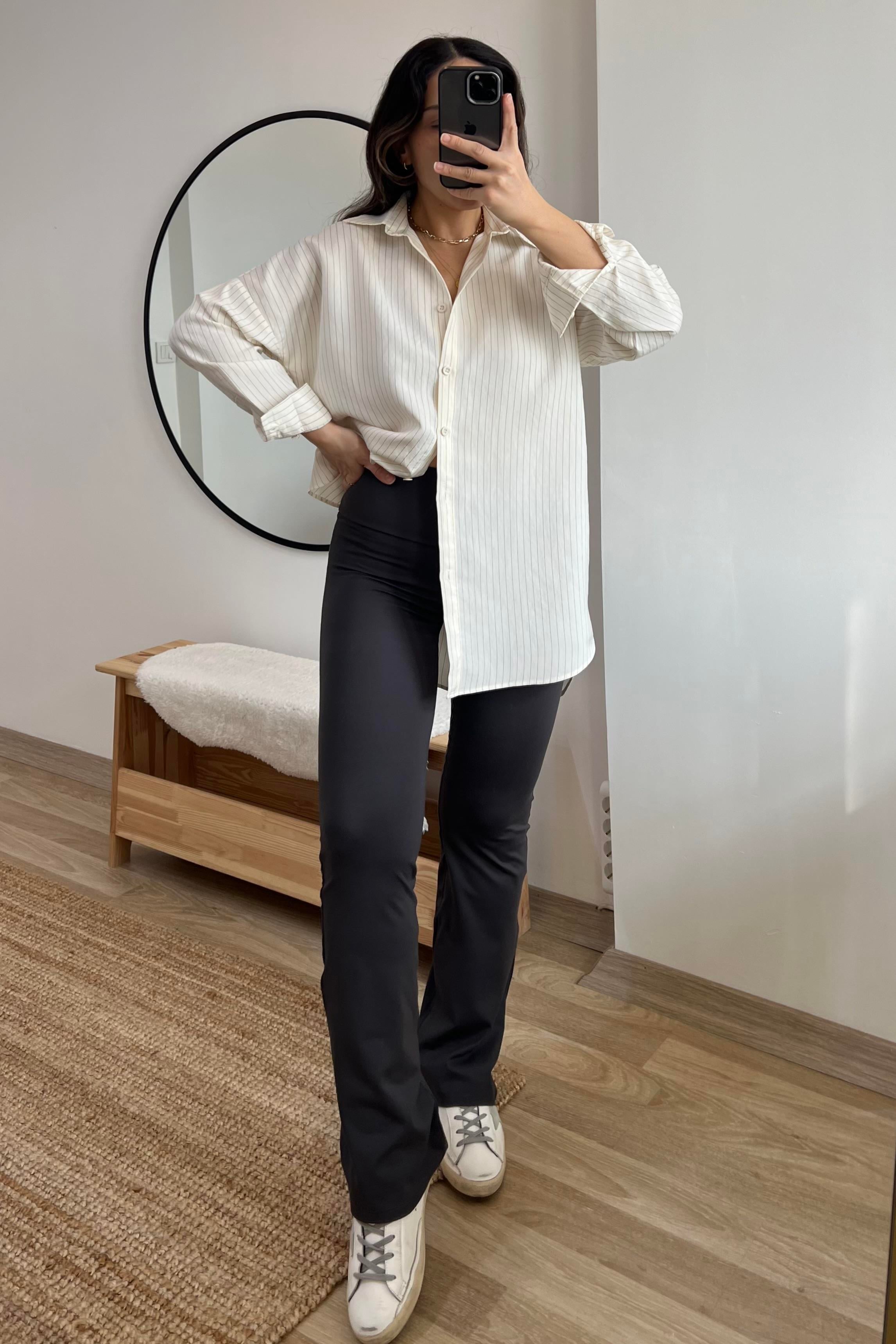 Ekru Çizgili Dökümlü Tensel Gömlek uygun fiyatlarda www.butikhola.com adresinde
