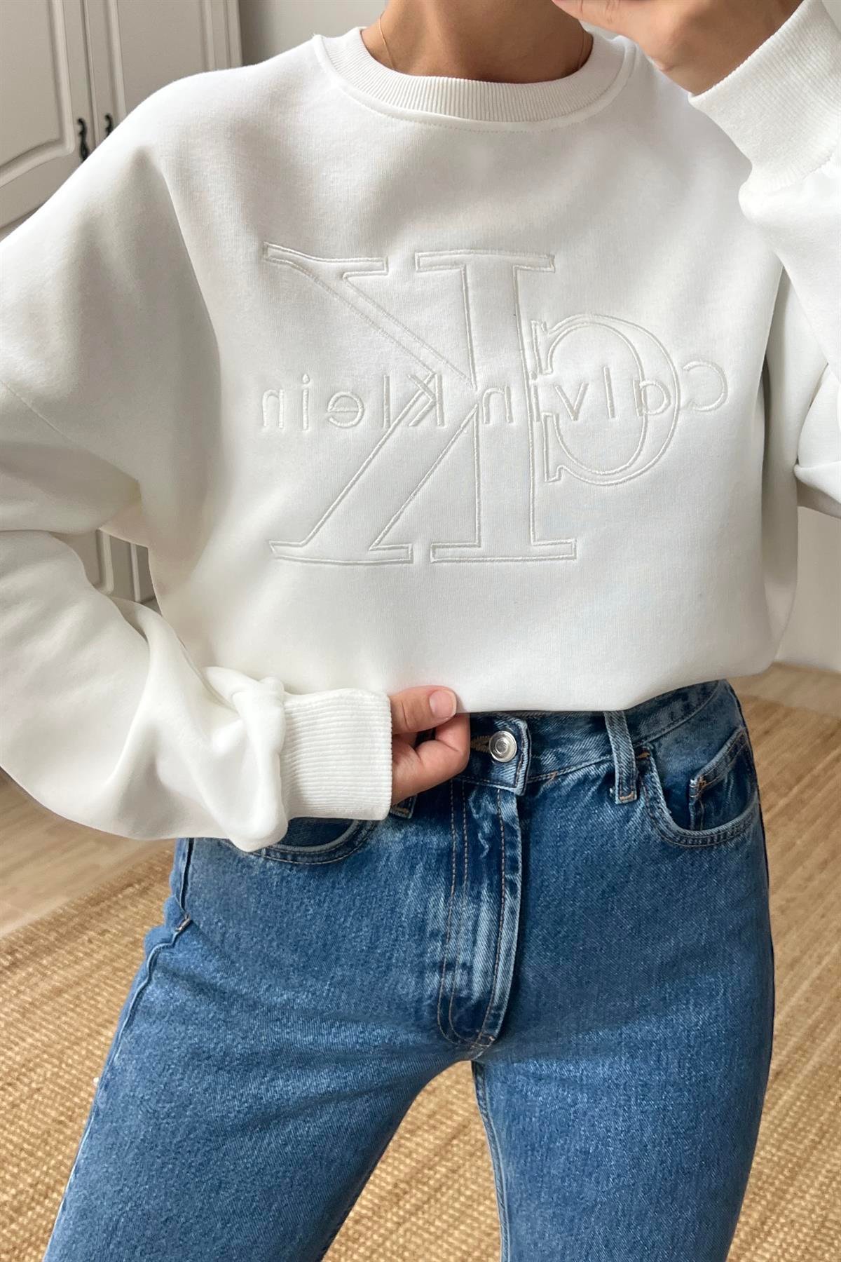 Ekru Ck Sweatshirt uygun fiyatlarda www.butikhola.com adresinde