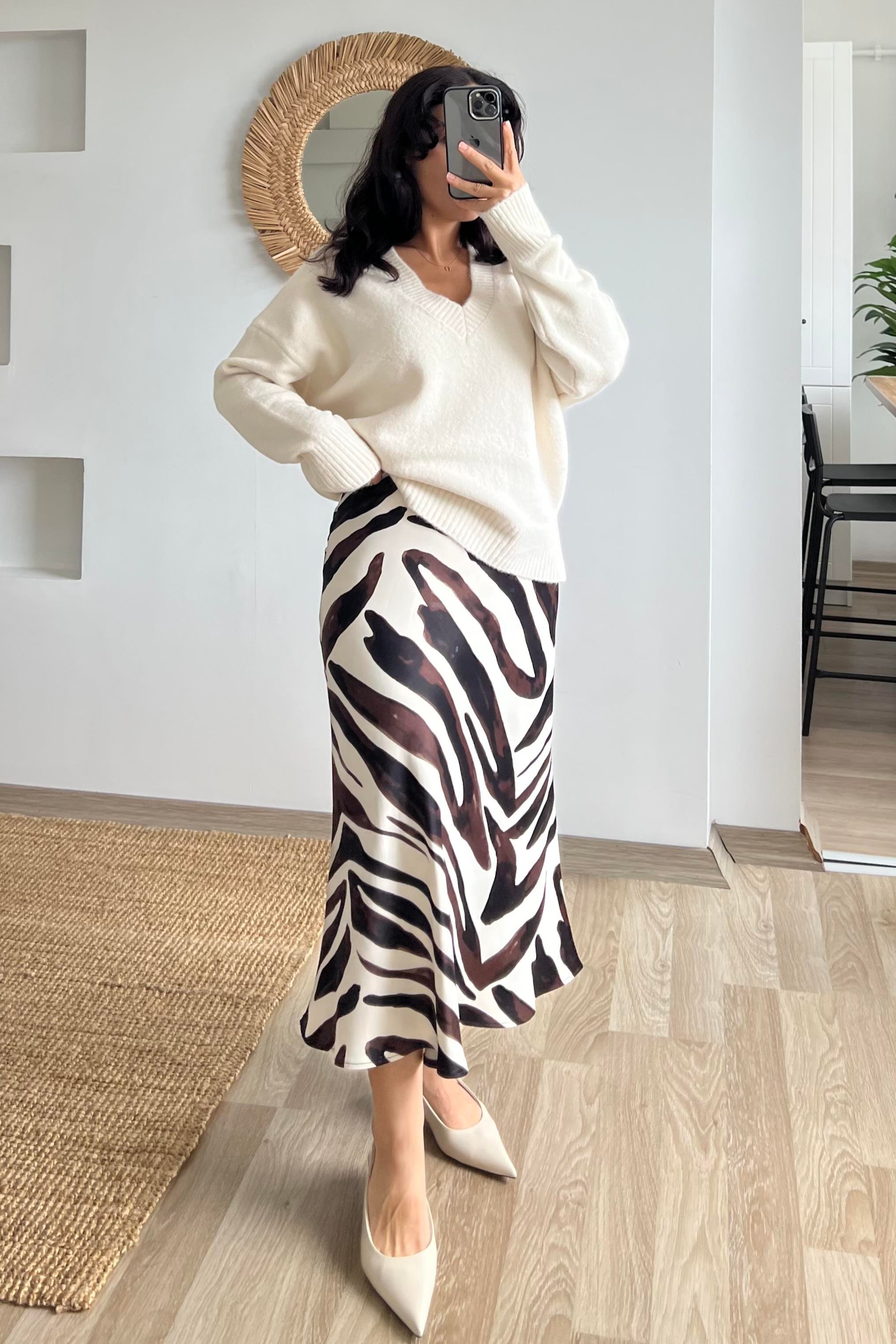 Ekru Desenli Beli Lastikli Saten Etek uygun fiyatlarda www.butikhola.com adresinde