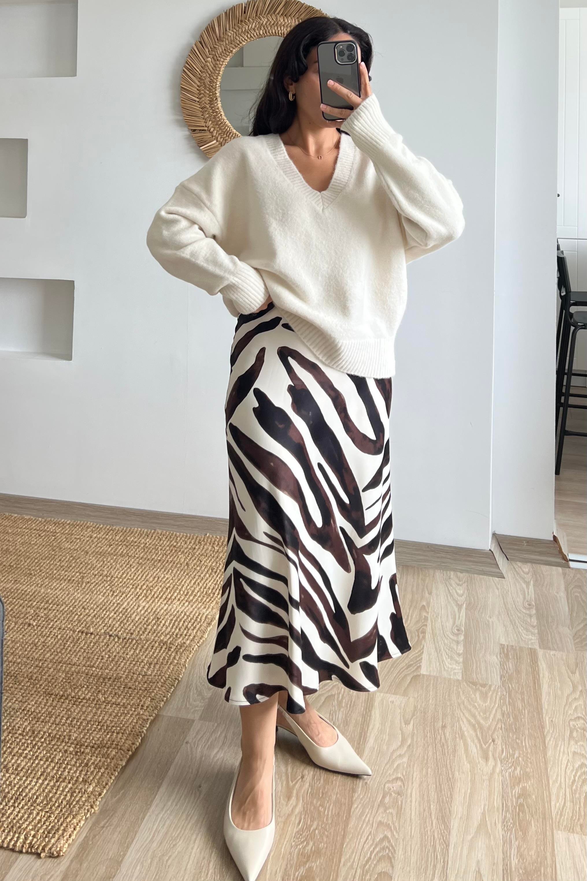 Ekru Desenli Beli Lastikli Saten Etek uygun fiyatlarda www.butikhola.com adresinde