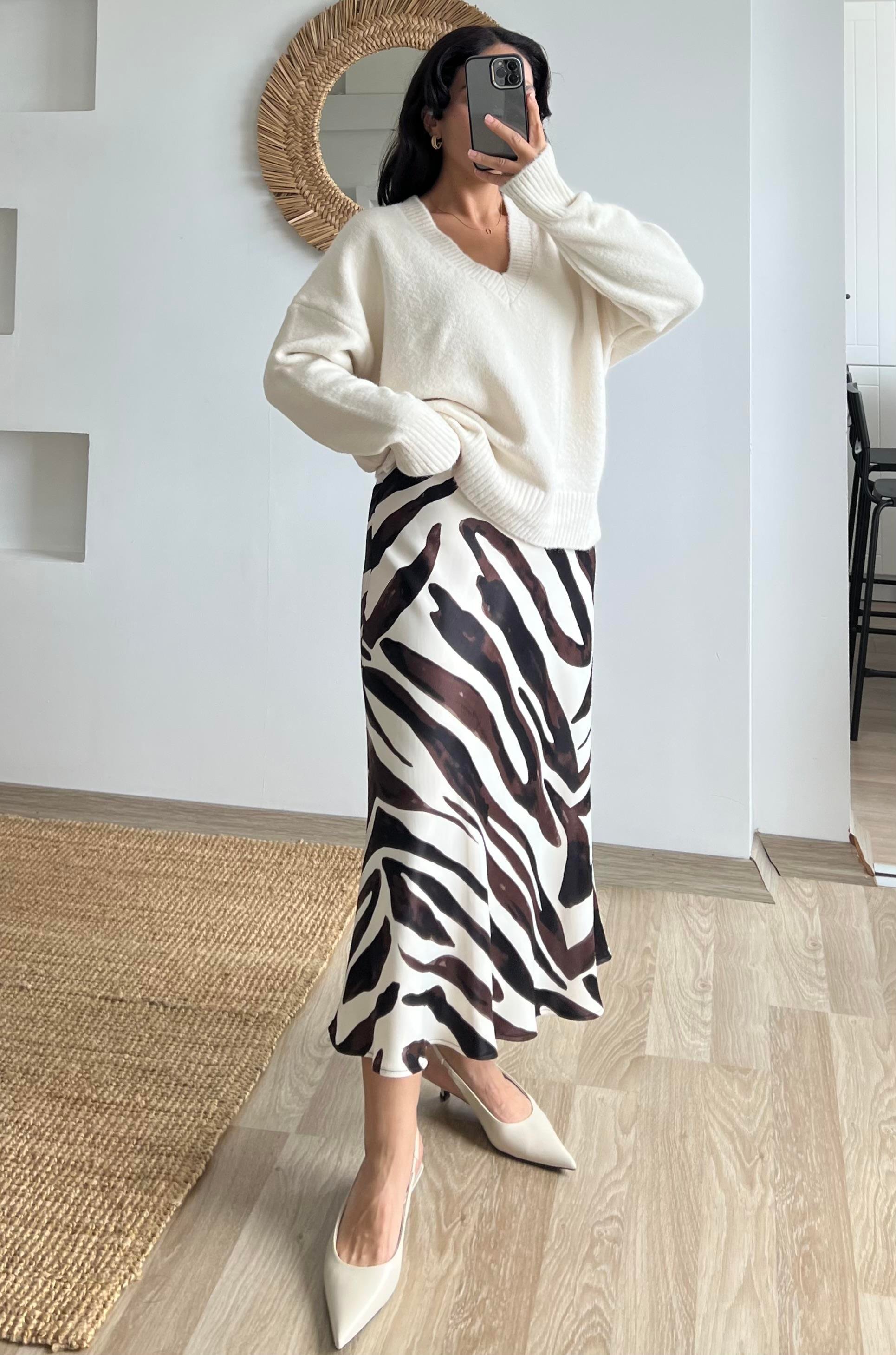 Ekru Desenli Beli Lastikli Saten Etek uygun fiyatlarda www.butikhola.com adresinde