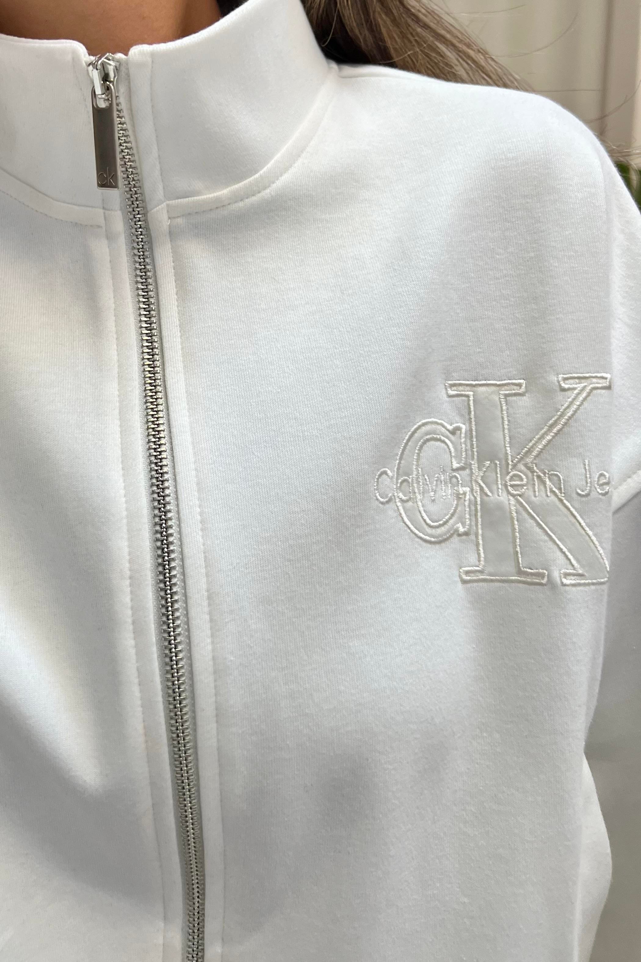 Ekru Logo Nakışlı Fermuarlı Sweatshirt uygun fiyatlarda www.butikhola.com adresinde