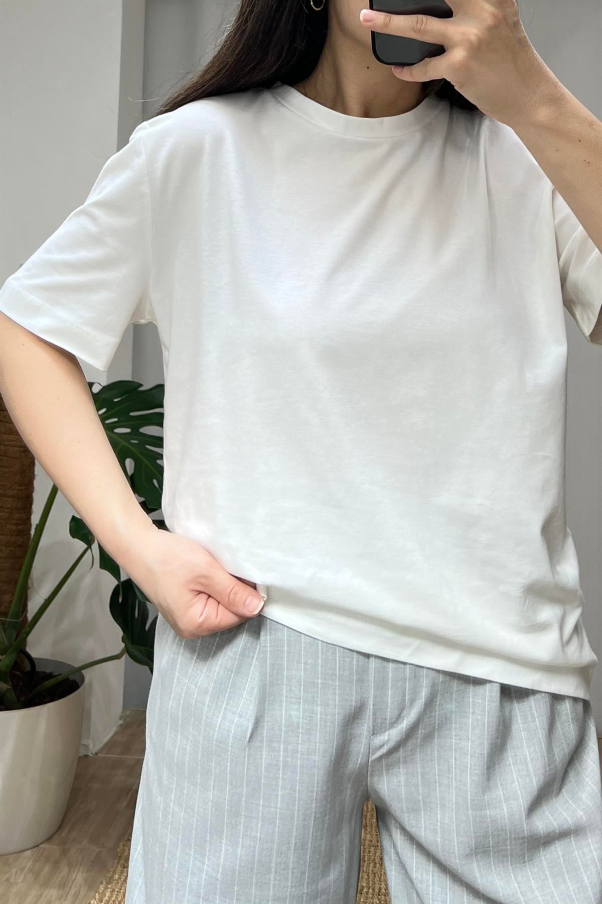 Ekru Orjinal Marka Likralı Basic Tshirt uygun fiyatlarda www.butikhola.com adresinde