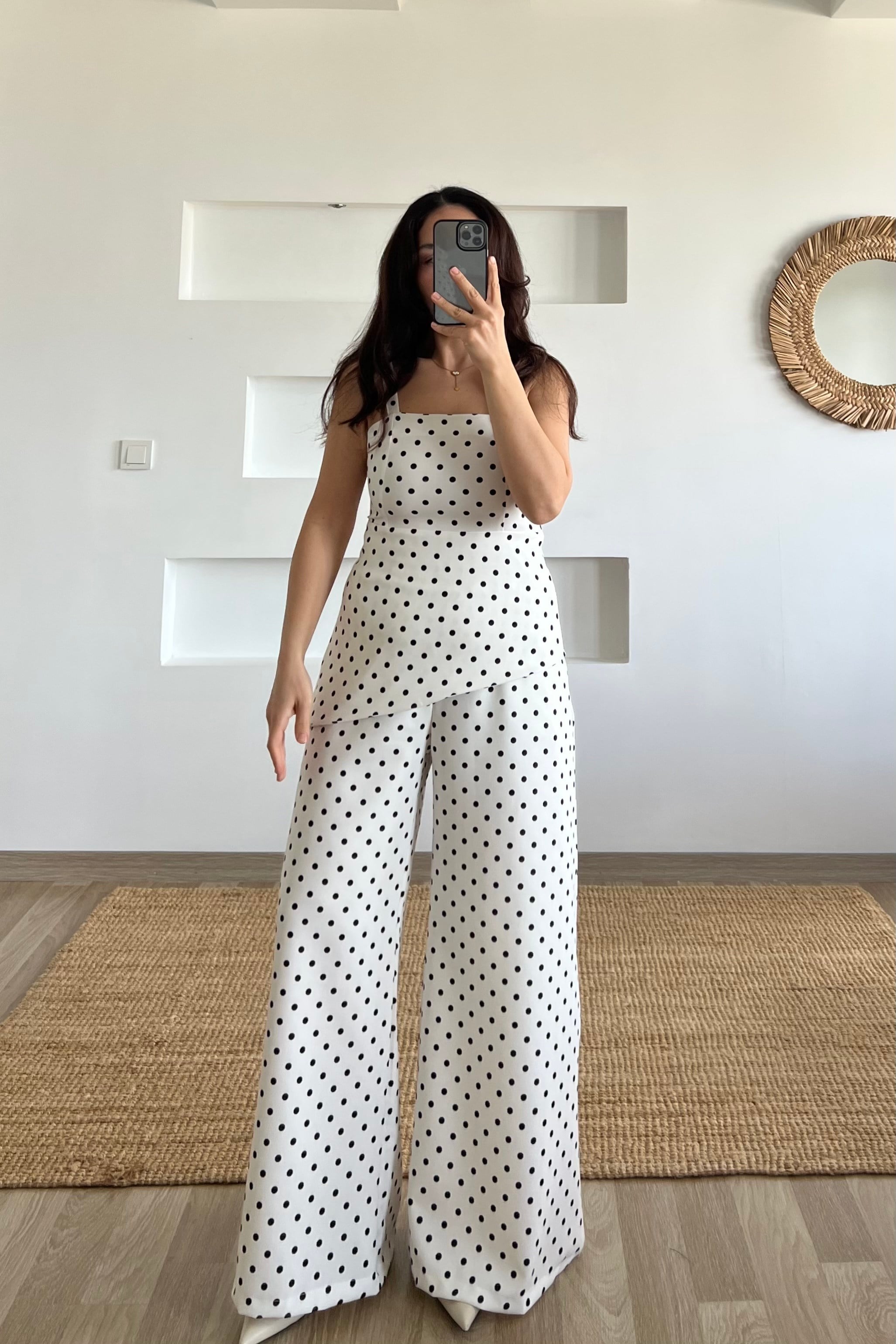 Ekru Puantiyeli Ayarlanabilir Askılı Bluz Pantolon Takım uygun fiyatlarda www.butikhola.com adresinde