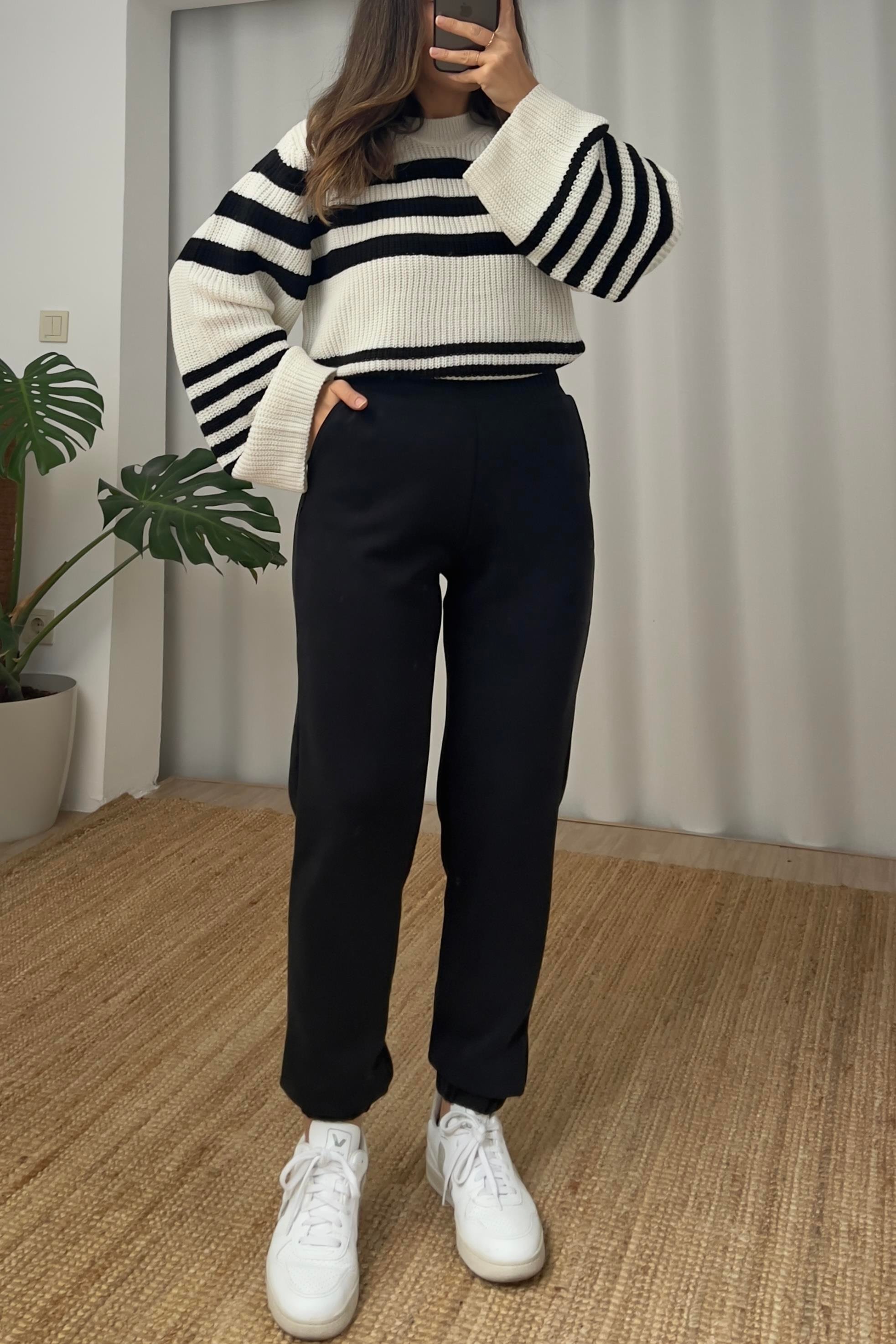 Ekru Siyah Çizgili Salaş Kazak uygun fiyatlarda www.butikhola.com adresinde