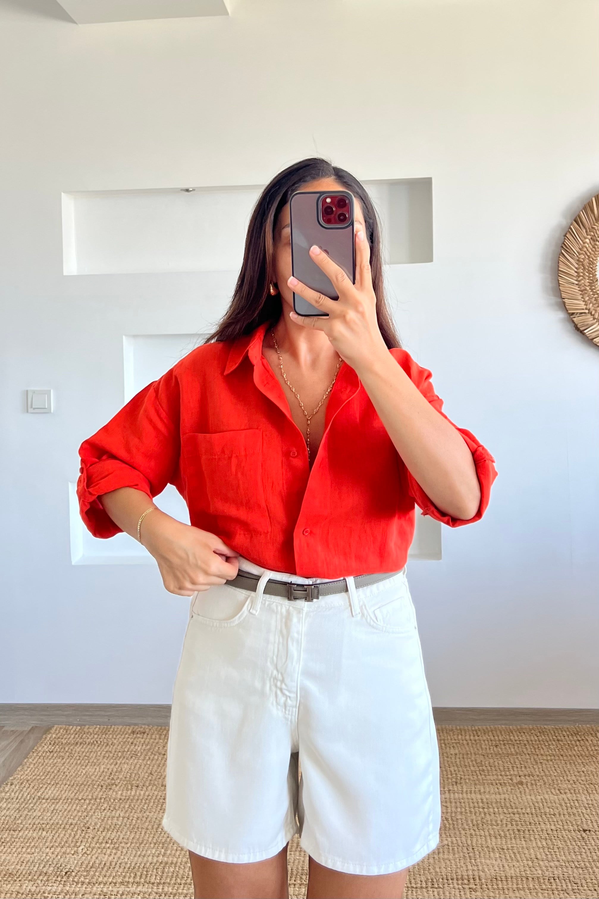 Ekru Yumuşak Dokulu Şehir Boy Şort uygun fiyatlarda www.butikhola.com adresinde