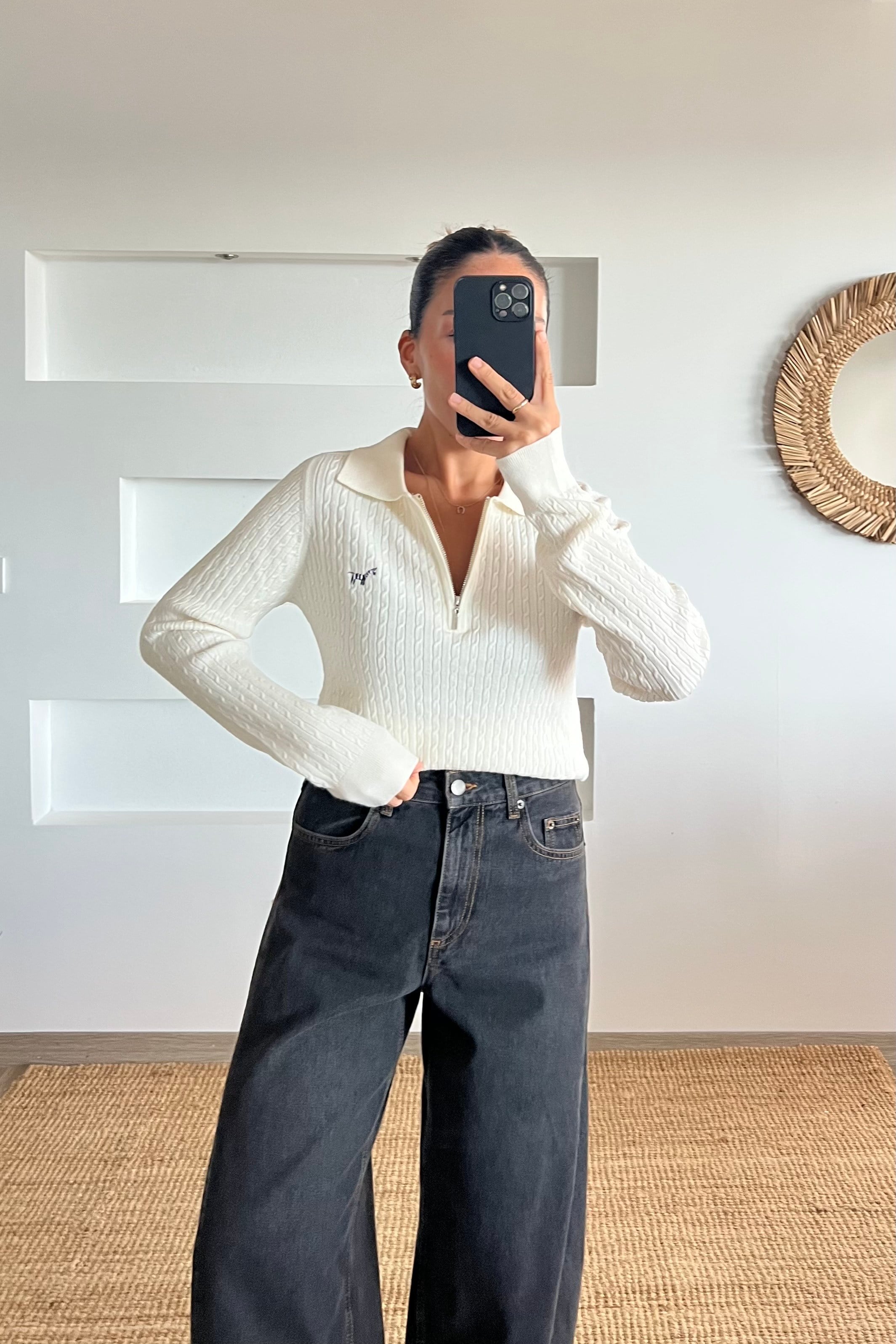Ekru Zebra Nakışlı Yumuşak Dokulu Polo Yaka Triko uygun fiyatlarda www.butikhola.com adresinde