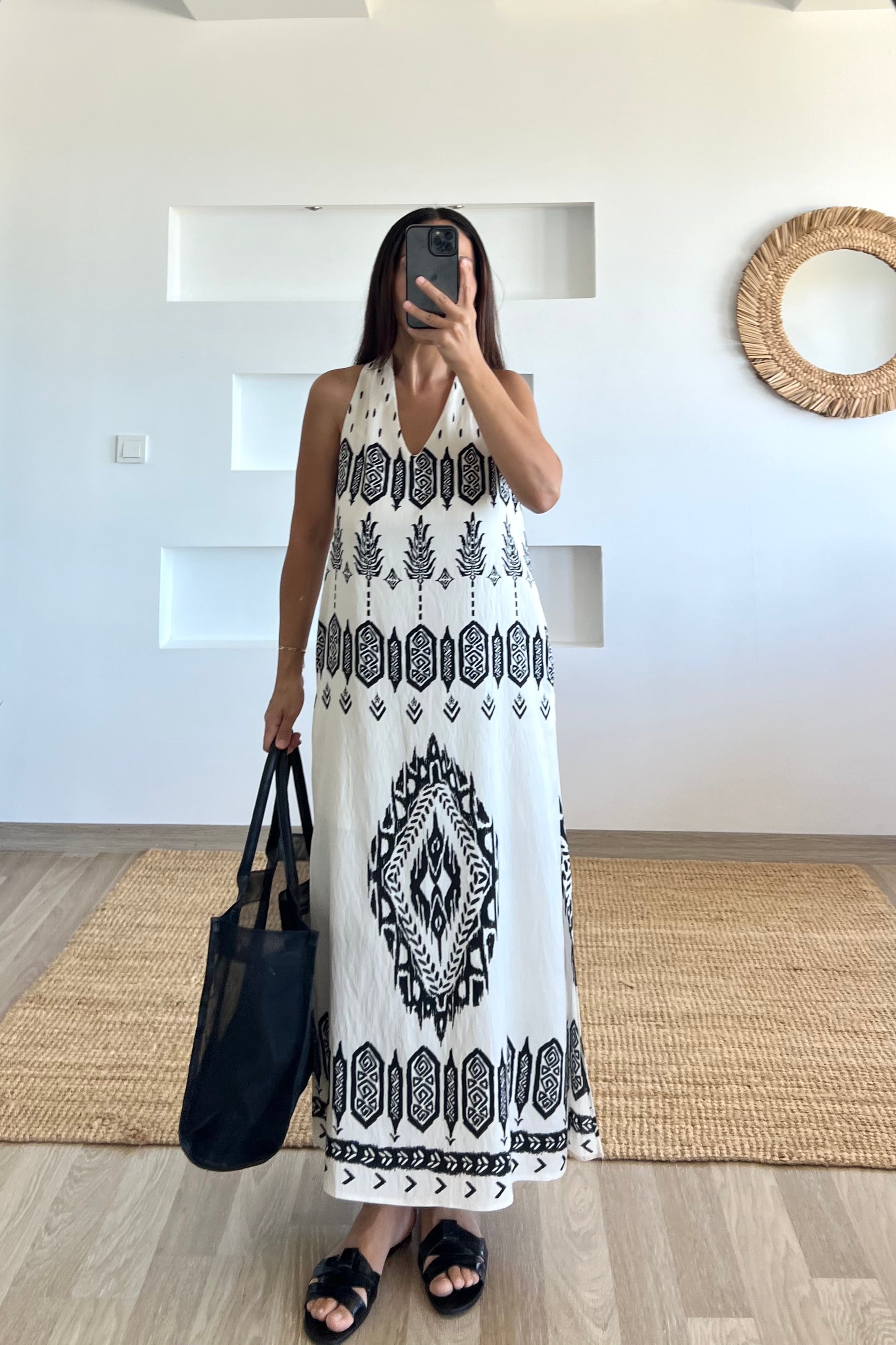 Etnik Desenli Boyundan Kemerli Elbise uygun fiyatlarda www.butikhola.com adresinde