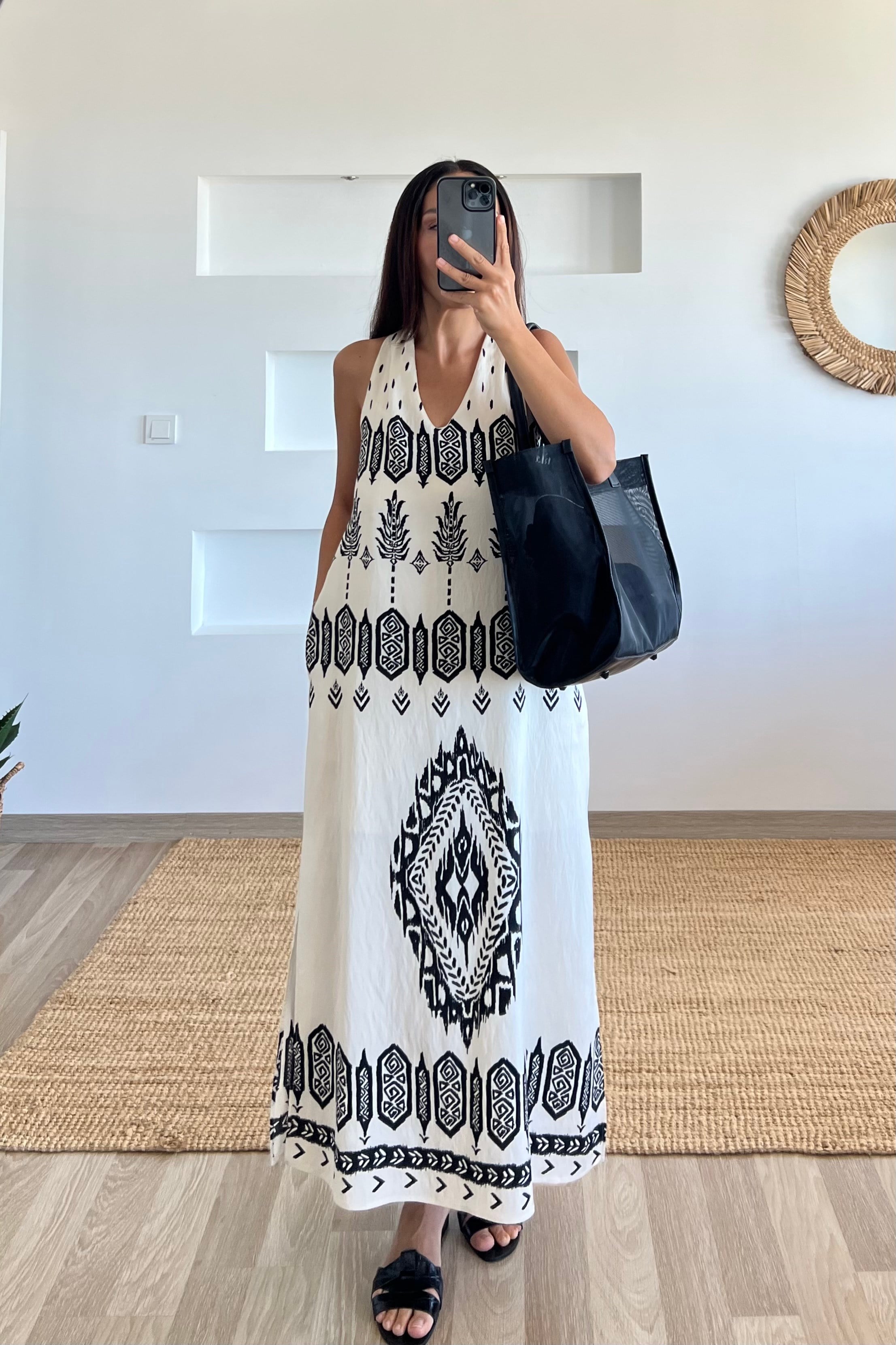 Etnik Desenli Boyundan Kemerli Elbise uygun fiyatlarda www.butikhola.com adresinde
