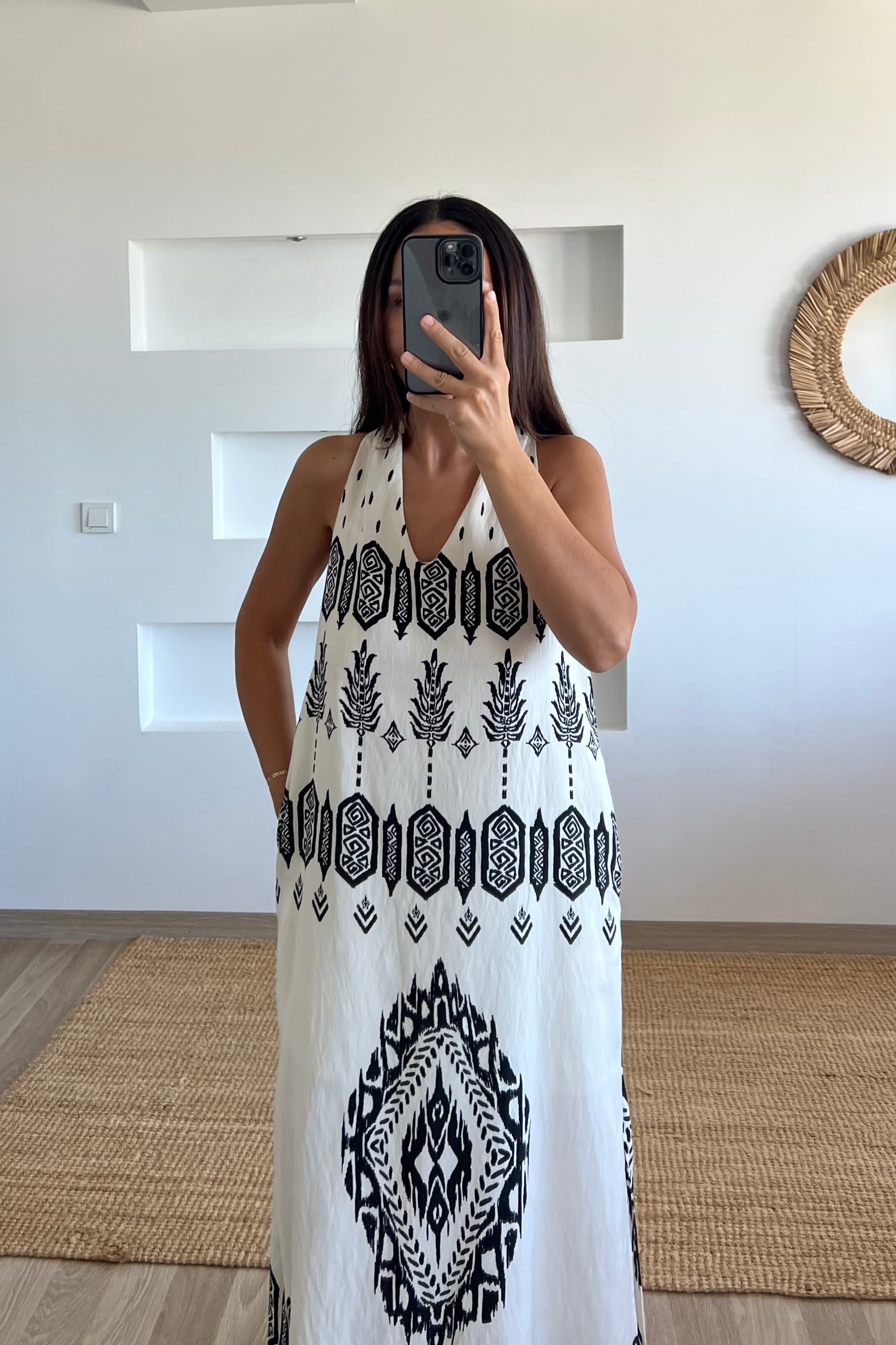 Etnik Desenli Boyundan Kemerli Elbise uygun fiyatlarda www.butikhola.com adresinde