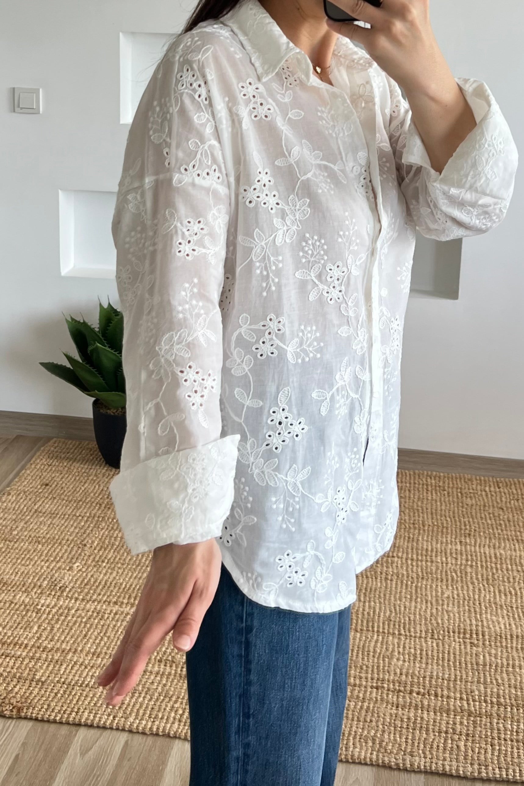 Flora Fisto İşlemeli Gömlek uygun fiyatlarda www.butikhola.com adresinde