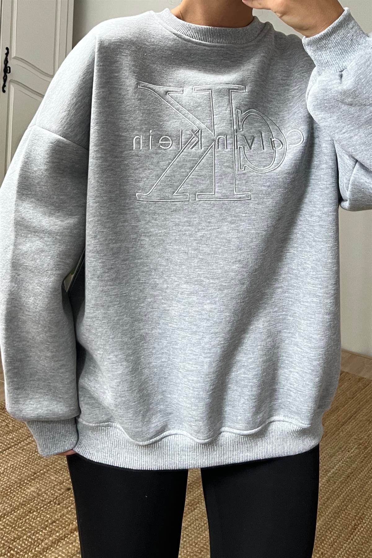 Gri Ck Sweatshirt uygun fiyatlarda www.butikhola.com adresinde