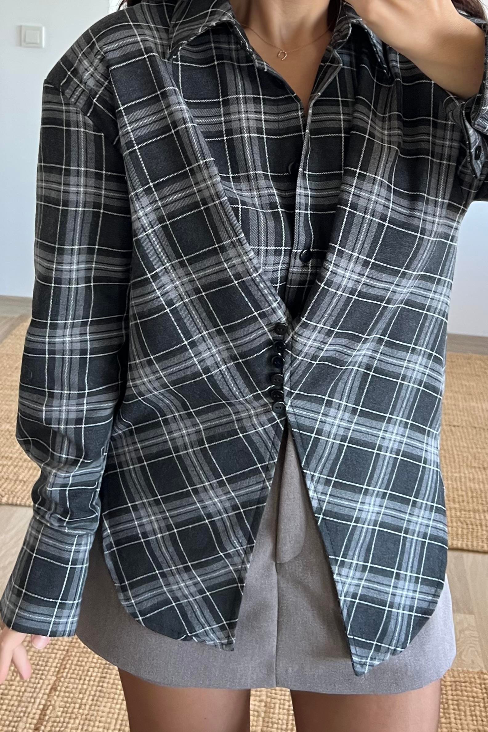 Gri Ekoseli Tasarım Gömlek uygun fiyatlarda www.butikhola.com adresinde