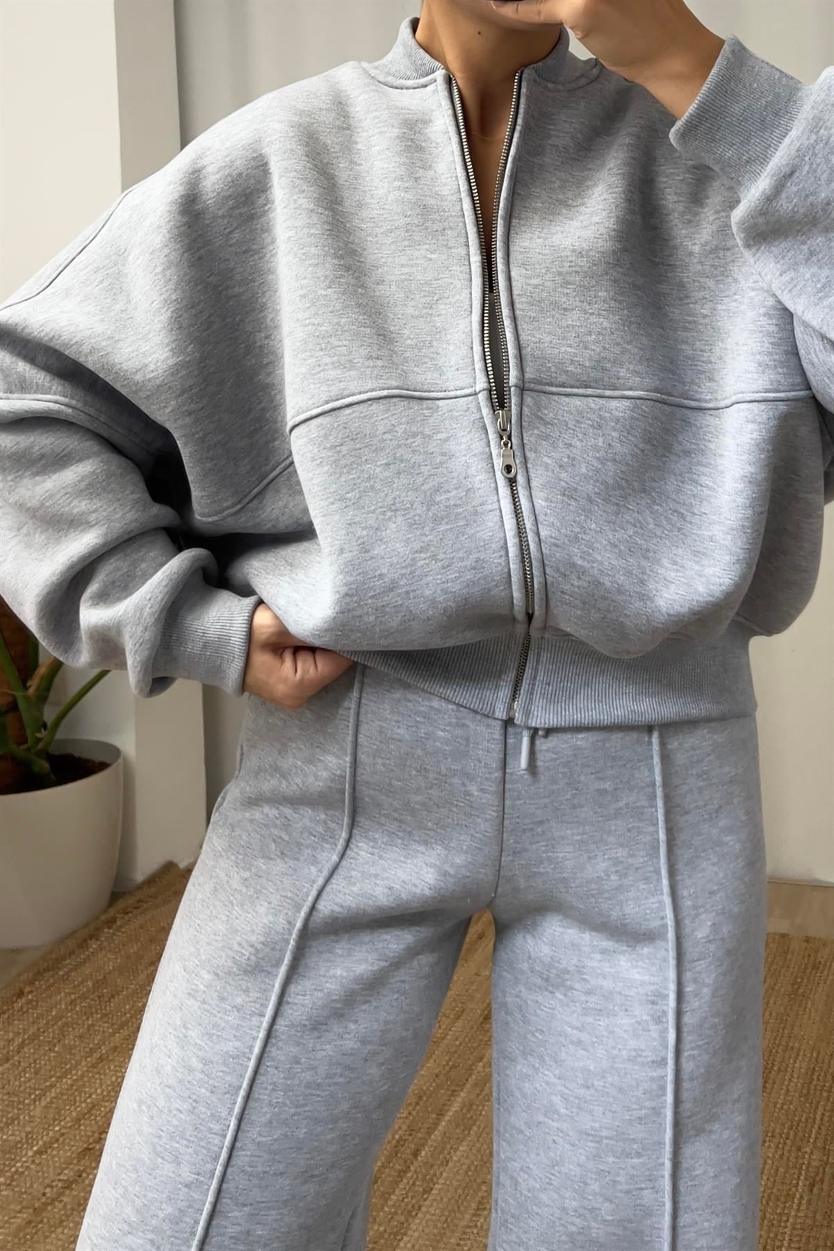 Gri Fermuarlı Bomber Sweatshirt  uygun fiyatlarda www.butikhola.com adresinde