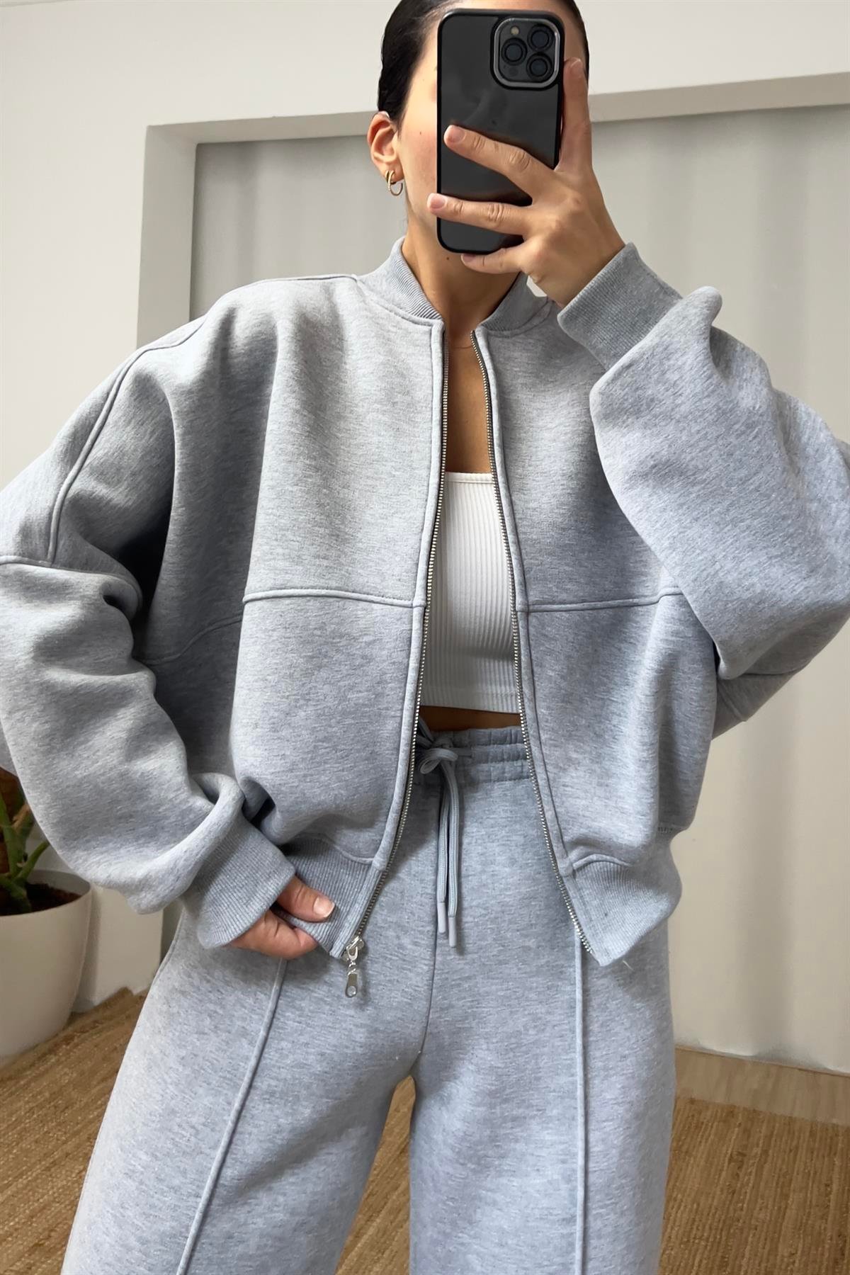 Gri Fermuarlı Bomber Sweatshirt  uygun fiyatlarda www.butikhola.com adresinde
