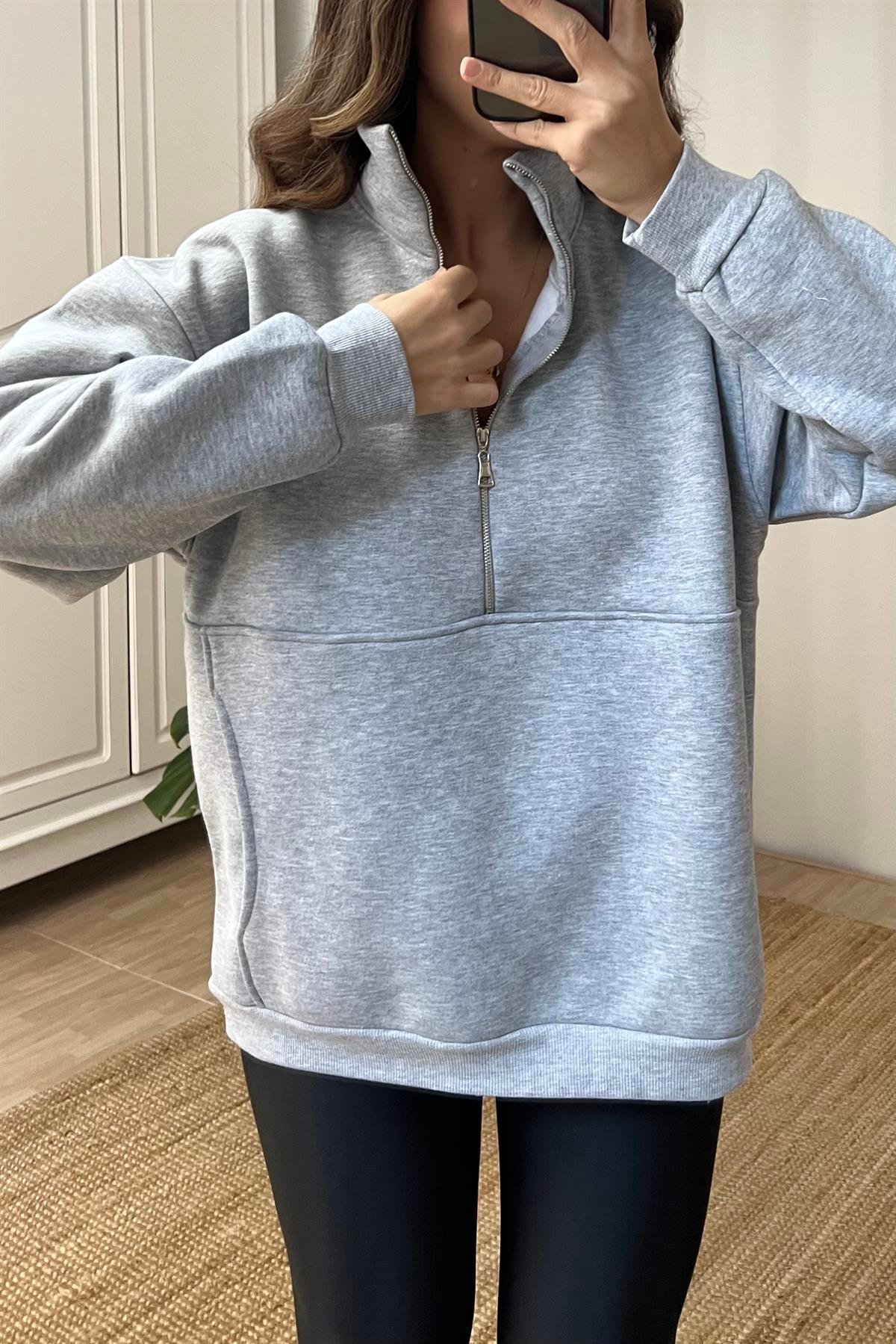 Gri Fermuarlı Kanguru Cep Sweatshirt uygun fiyatlarda www.butikhola.com adresinde