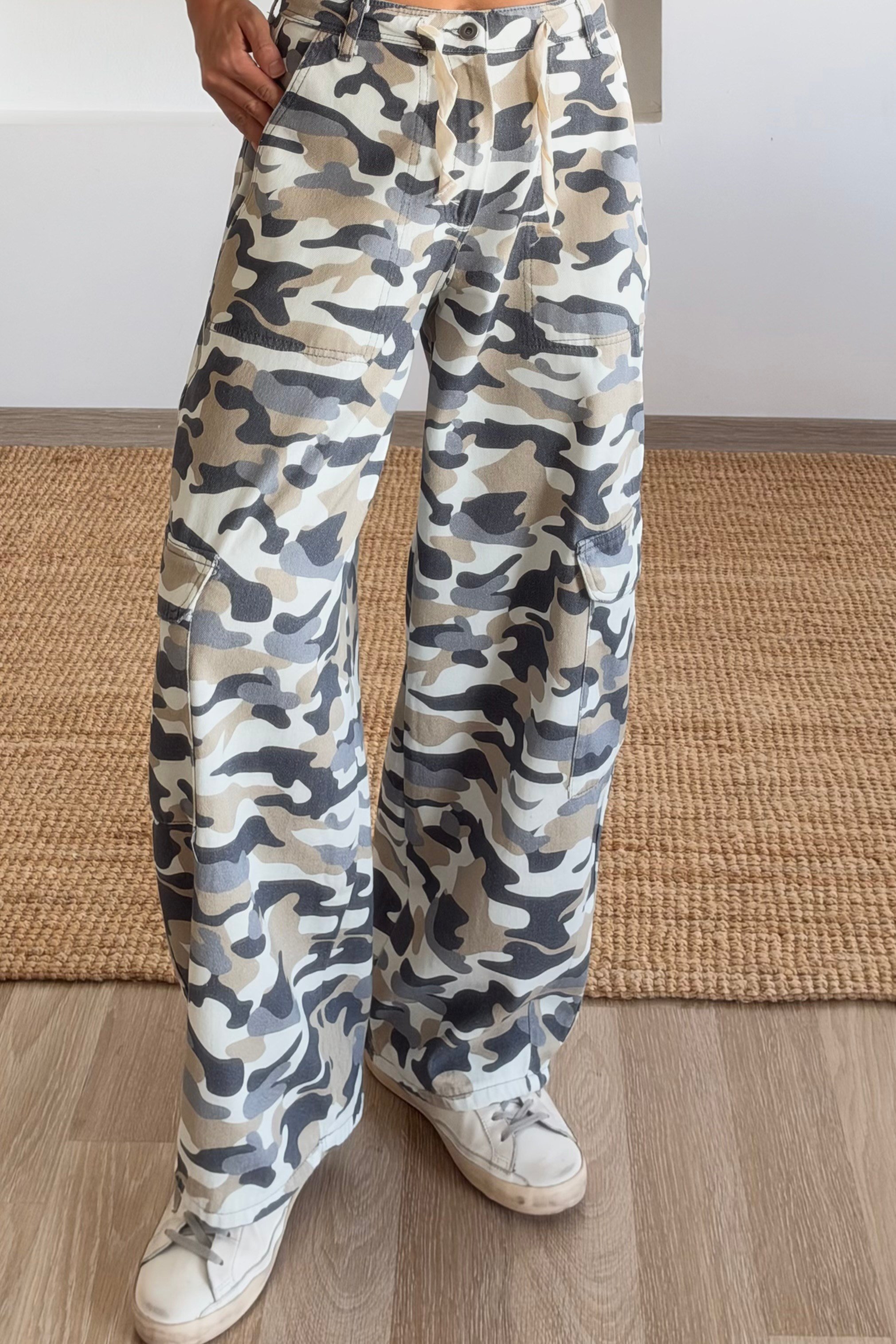 Gri Kamuflaj Desenli Kargo Cepli Pantolon uygun fiyatlarda www.butikhola.com adresinde