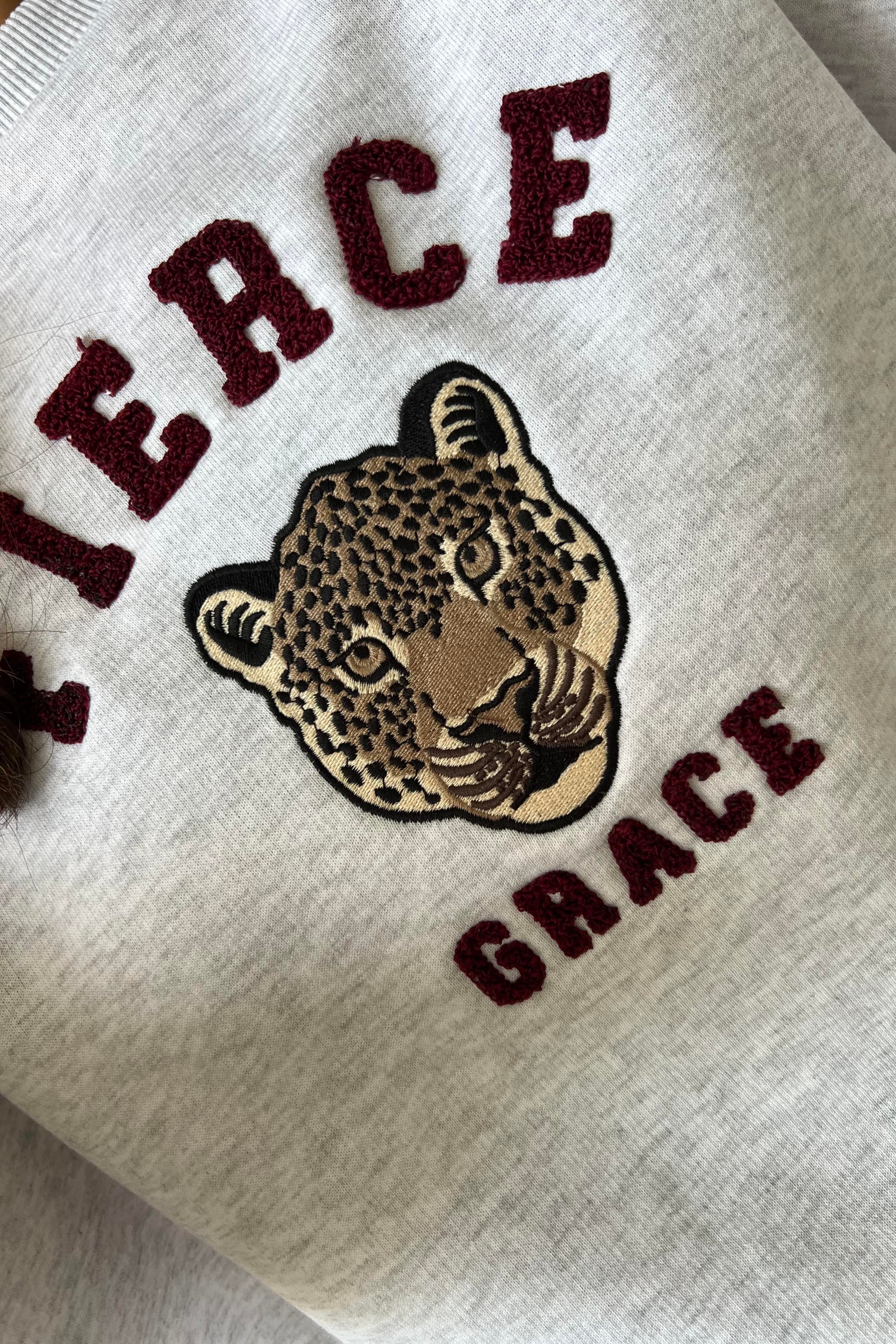 Gri Kaplan Nakışlı Sweatshirt uygun fiyatlarda www.butikhola.com adresinde