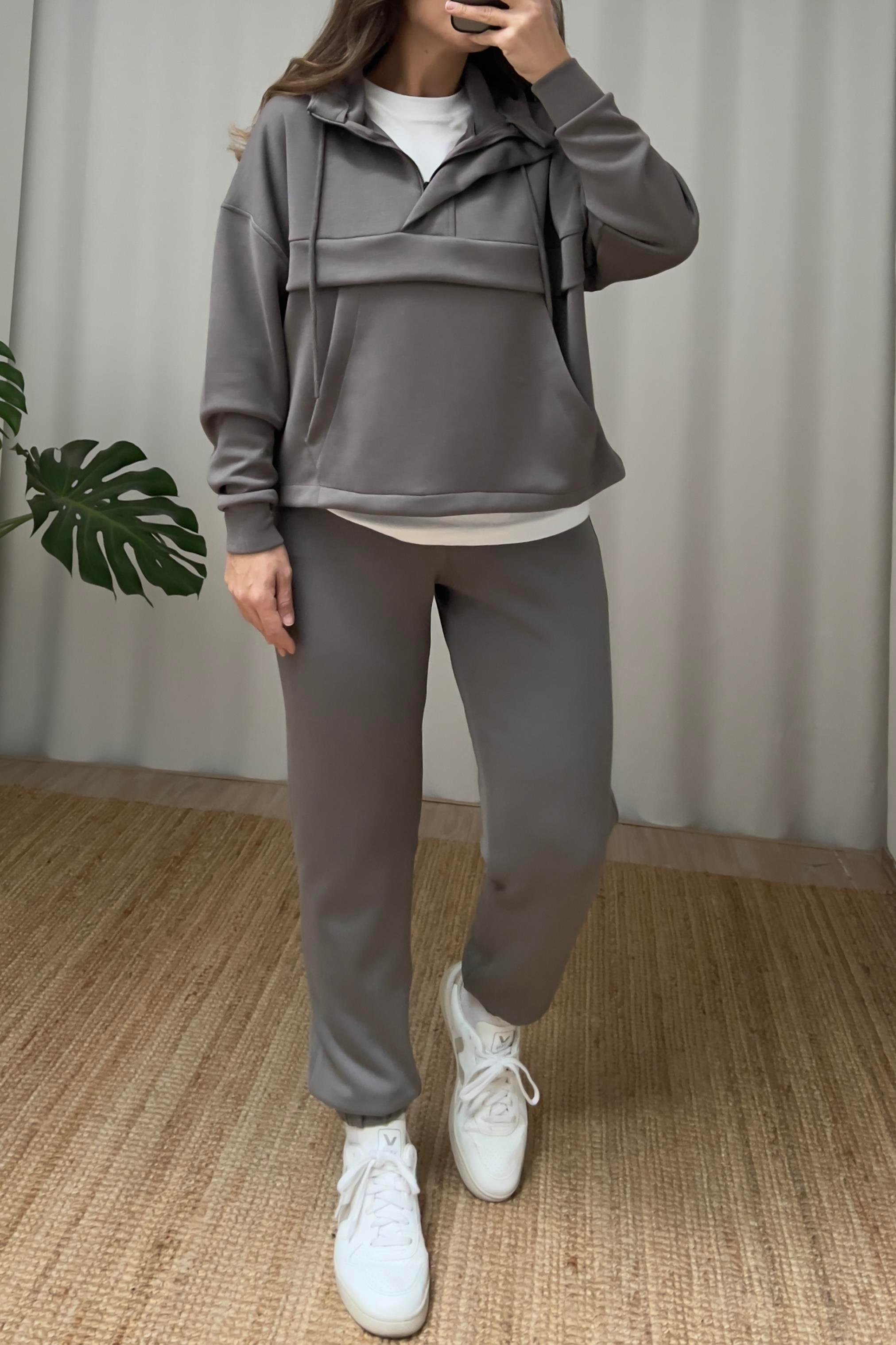 Gri Oys Kanguru Cep Modal Takım uygun fiyatlarda www.butikhola.com adresinde