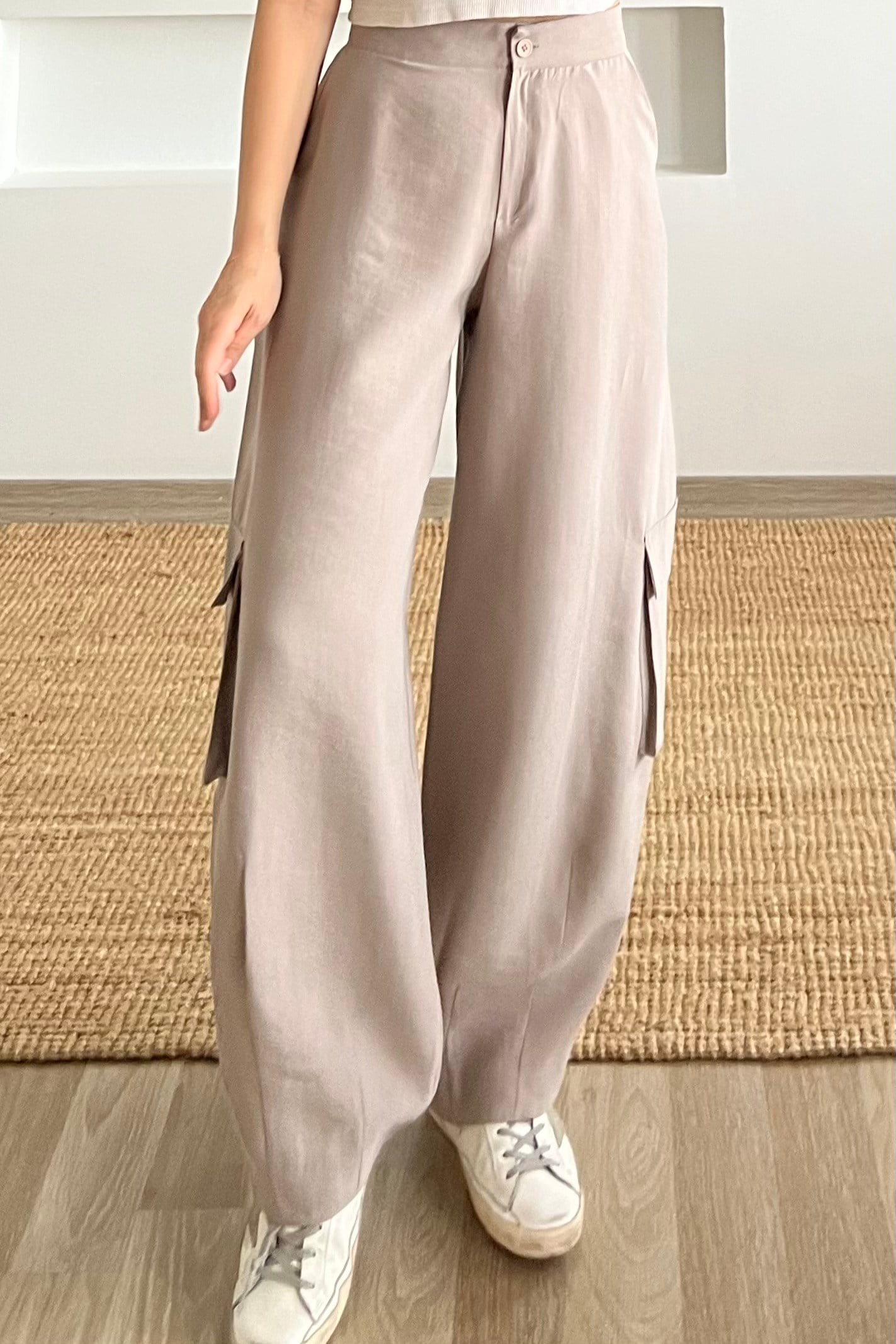 Gri Paçası Pensli Kargo Cep Pantolon uygun fiyatlarda www.butikhola.com adresinde
