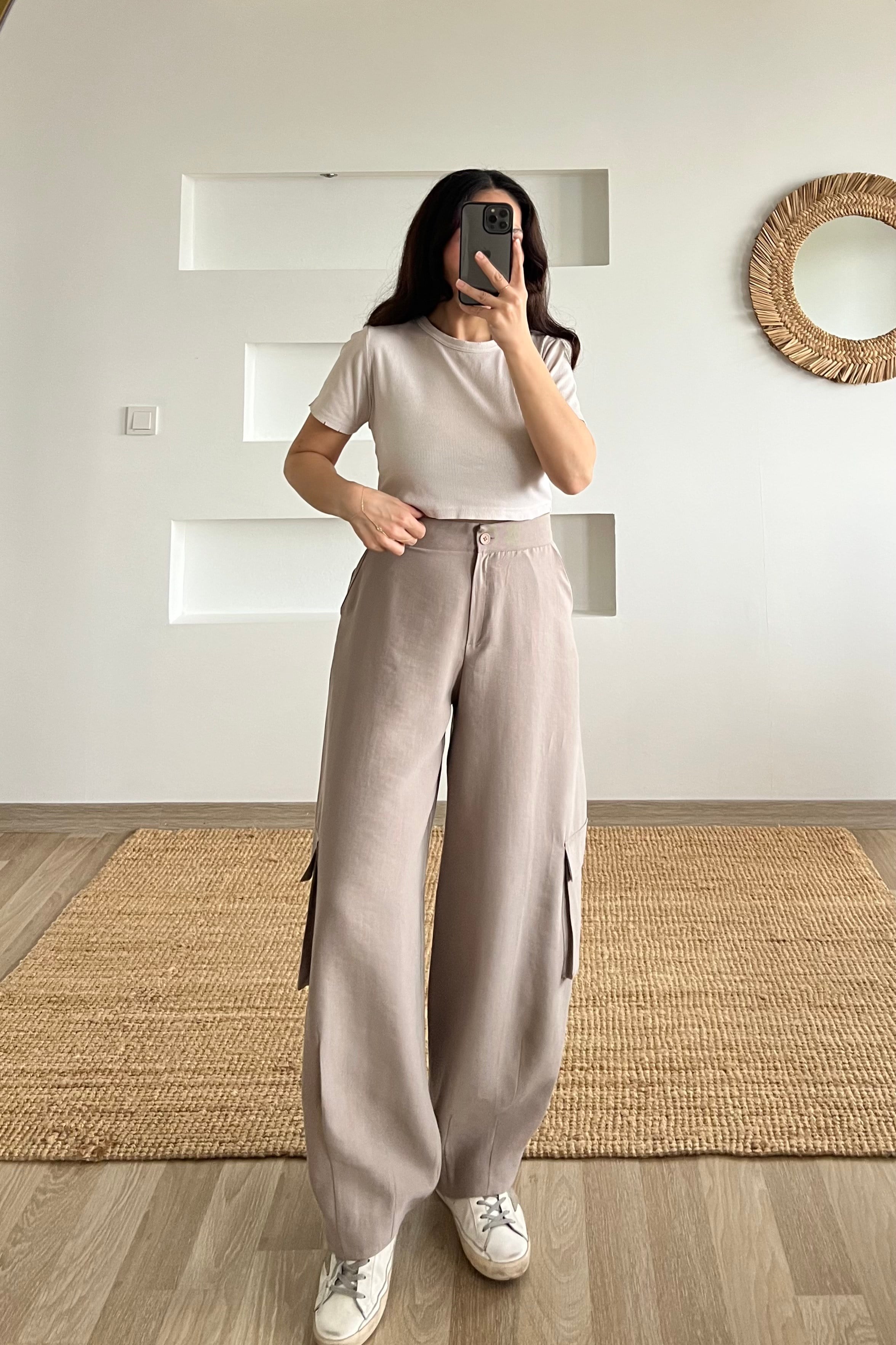 Gri Paçası Pensli Kargo Cep Pantolon uygun fiyatlarda www.butikhola.com adresinde