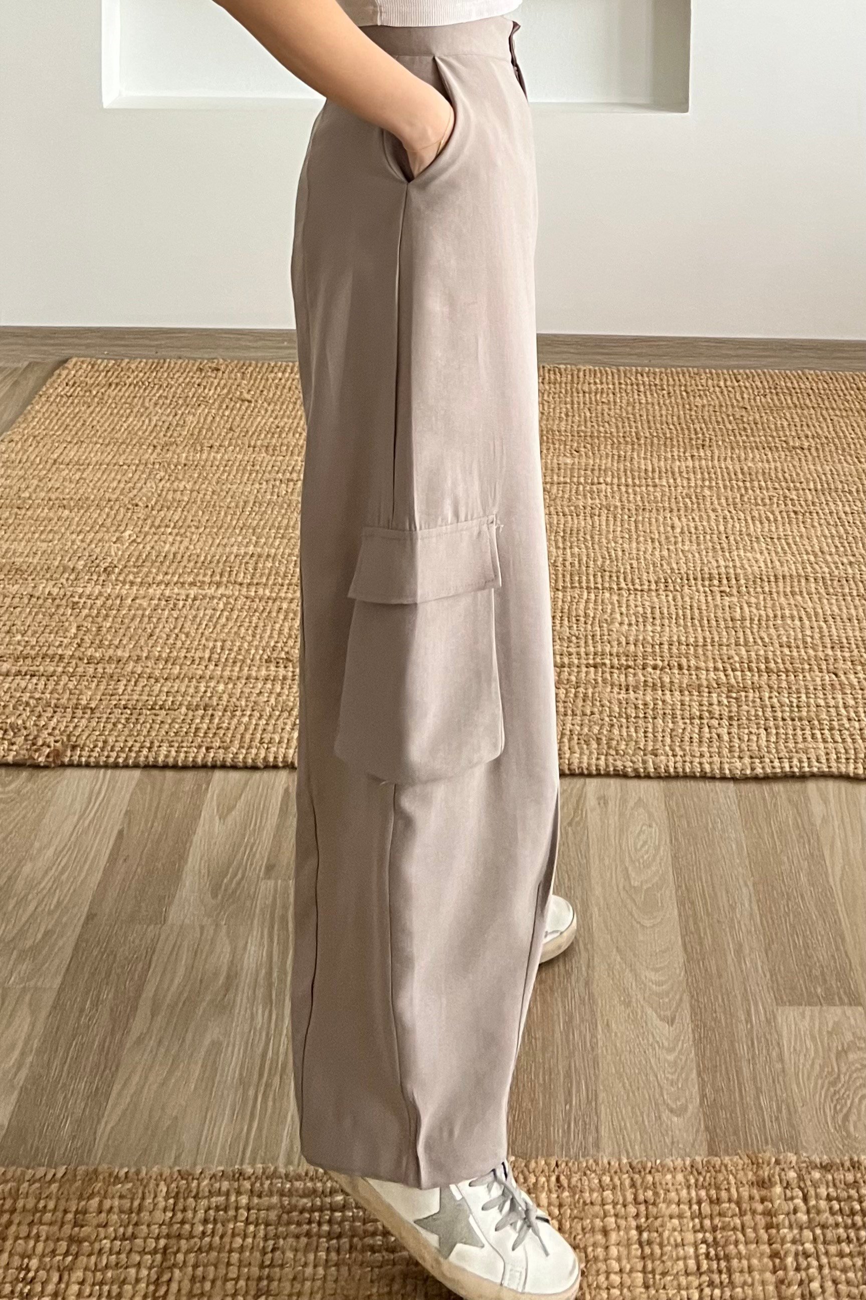 Gri Paçası Pensli Kargo Cep Pantolon uygun fiyatlarda www.butikhola.com adresinde