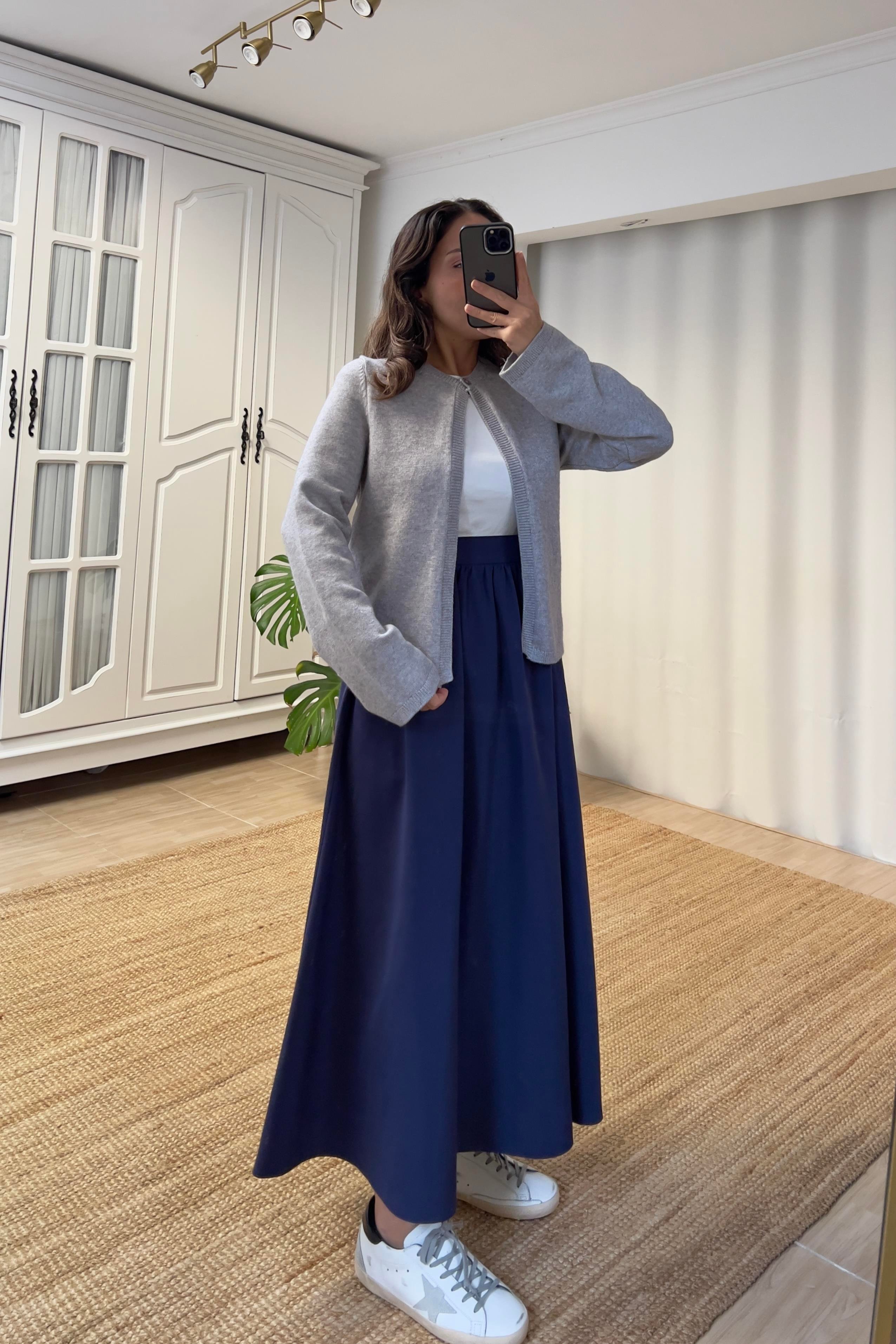 Gri Tek Düğmeli Yumuşak Dokulu  Hırka  uygun fiyatlarda www.butikhola.com adresinde