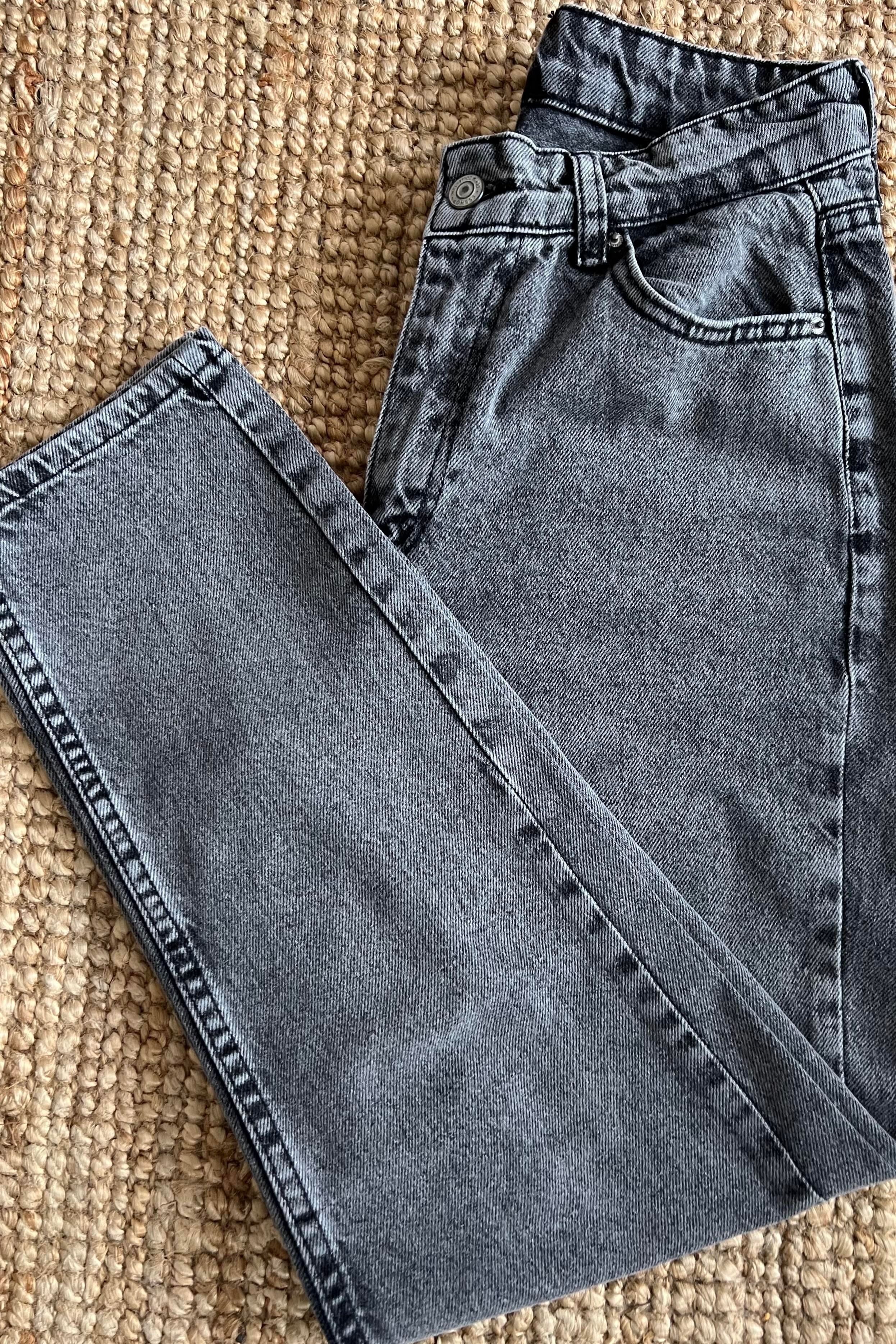 Gri Yıkamalı Mom Fit Jean  uygun fiyatlarda www.butikhola.com adresinde