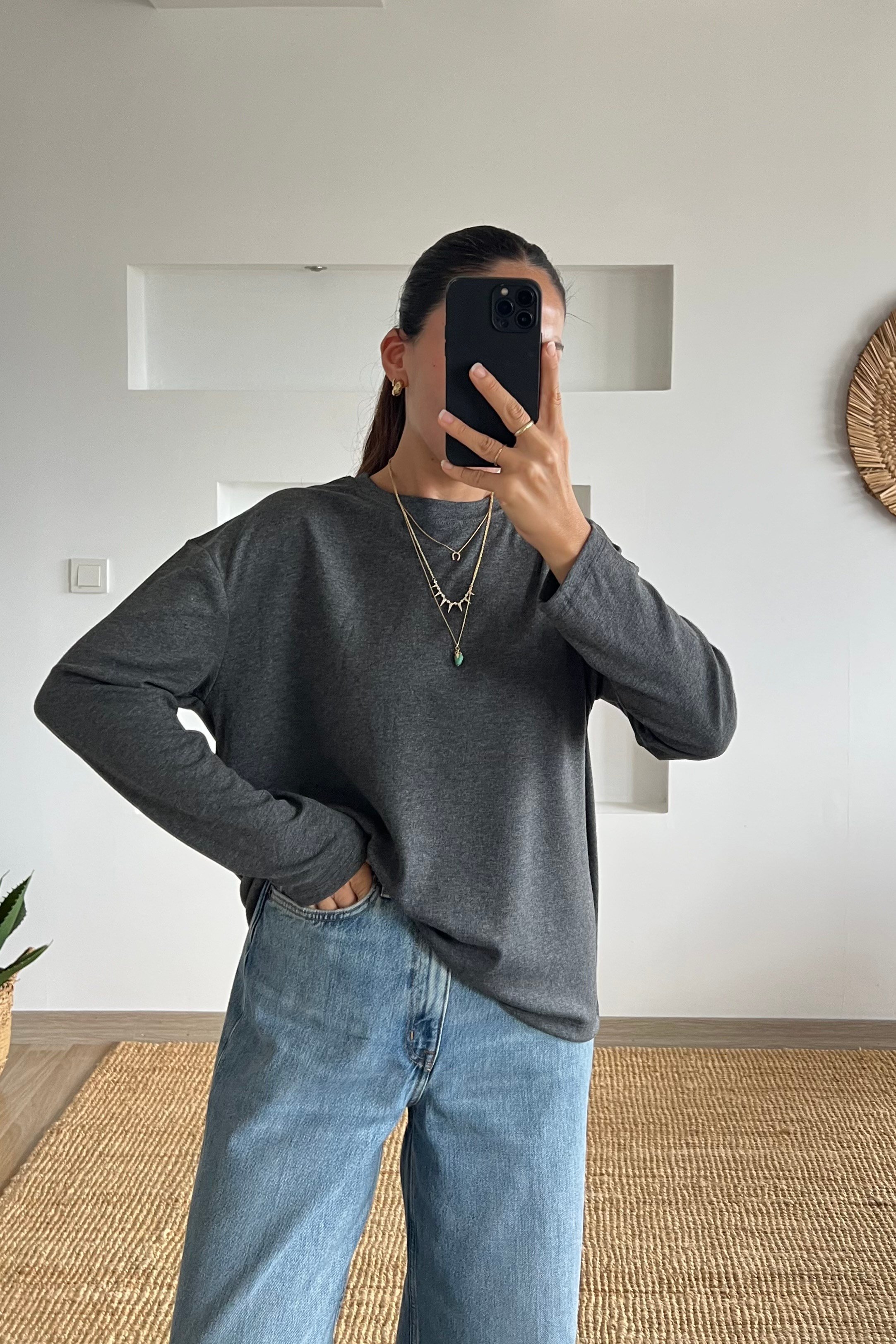 Gri Yumuşak Dokulu Uzun Kollu Sweat uygun fiyatlarda www.butikhola.com adresinde
