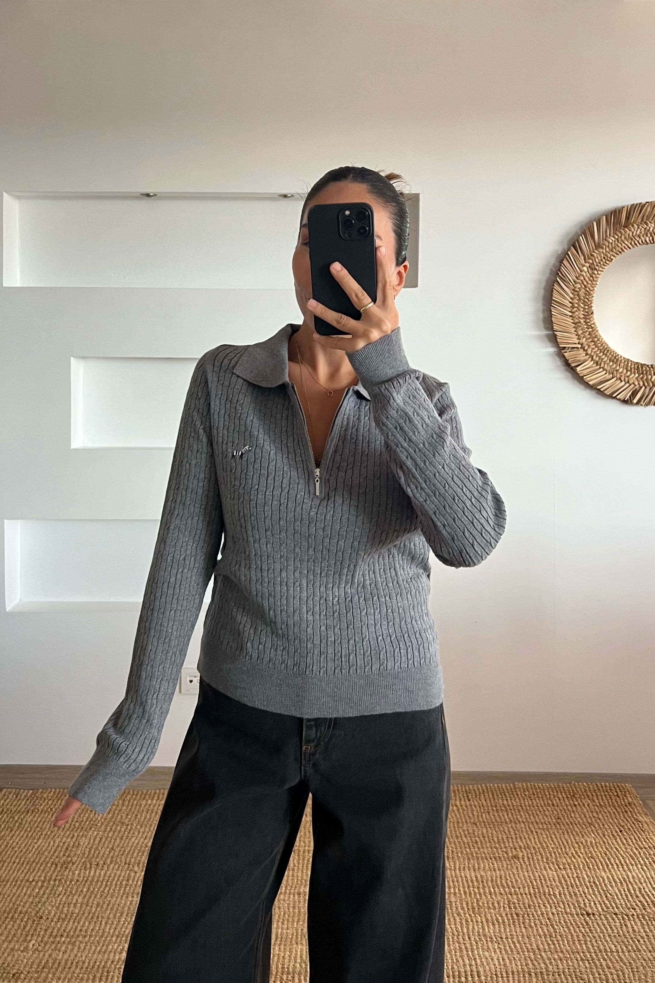 Gri Zebra Nakışlı Yumuşak Dokulu Polo Yaka Triko uygun fiyatlarda www.butikhola.com adresinde