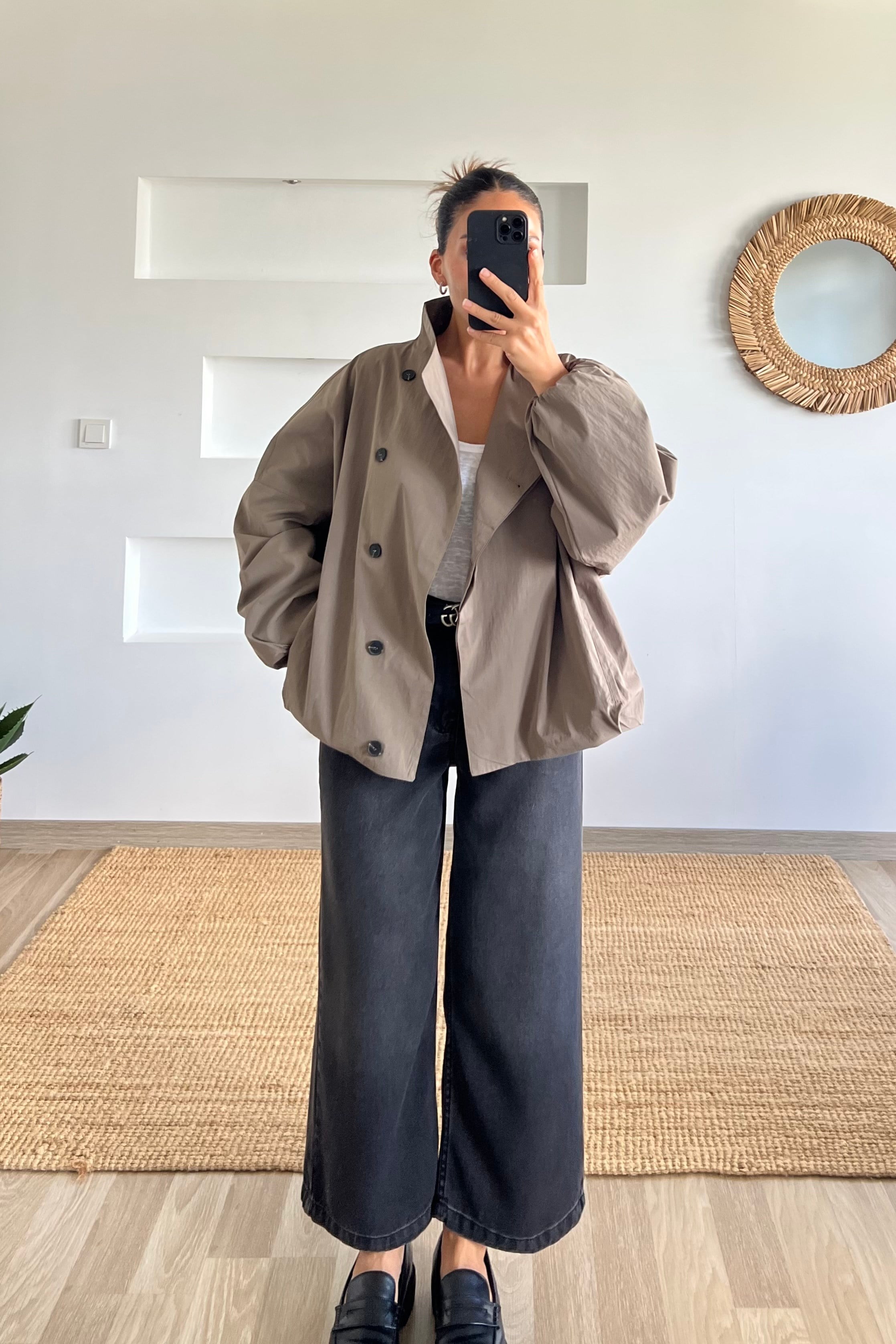Haki Dik Yaka Kısa Trençkot uygun fiyatlarda www.butikhola.com adresinde