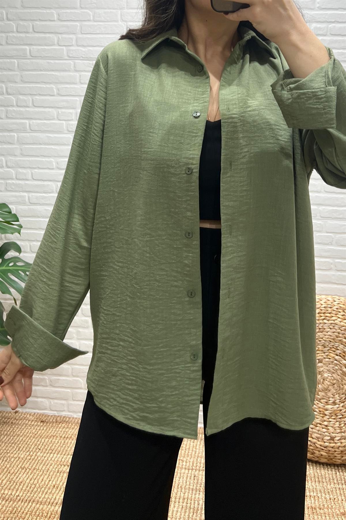 Haki Dokulu Salaş Gömlek uygun fiyatlarda www.butikhola.com adresinde