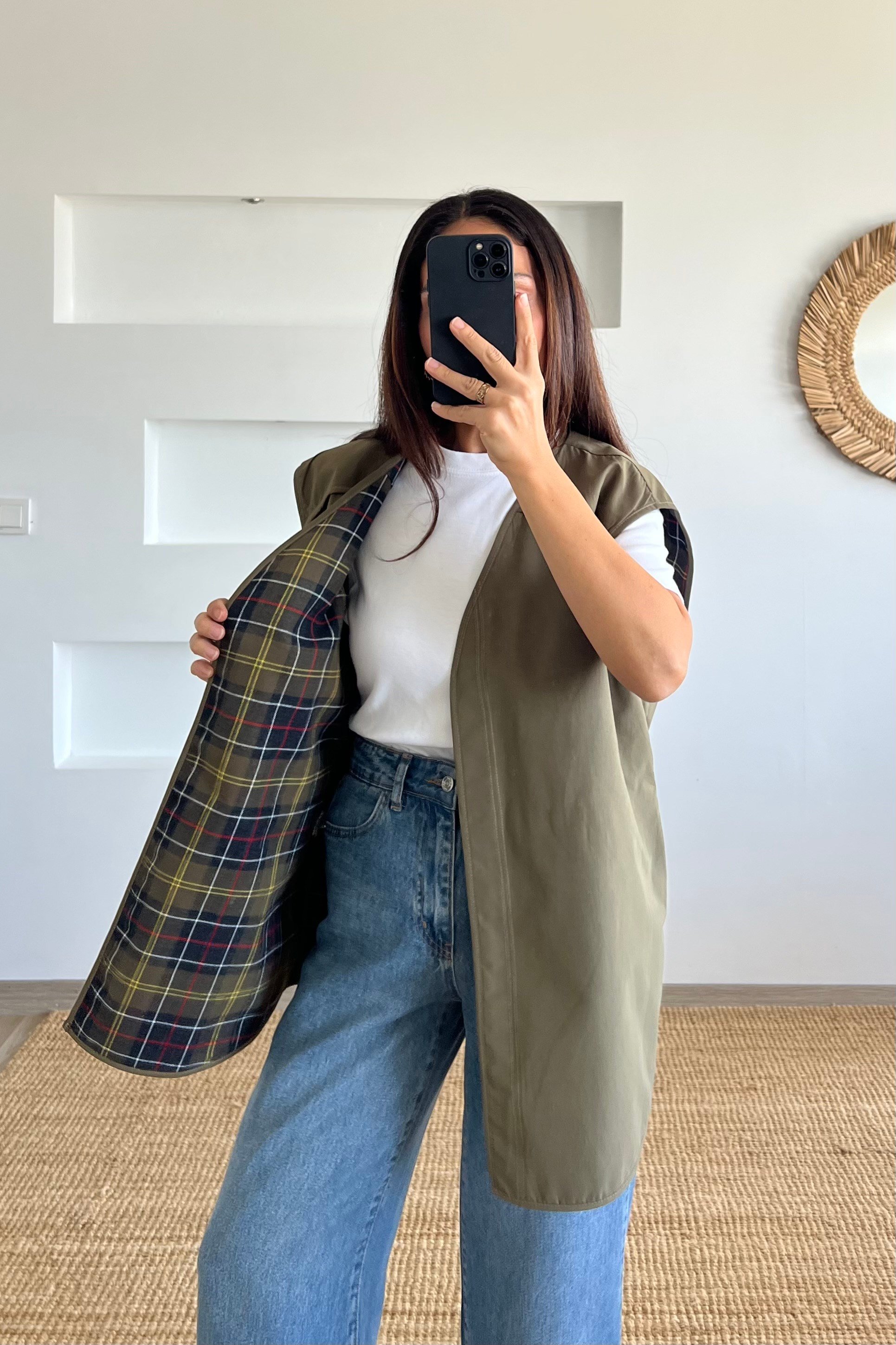 Haki İçi Ekoseli Trenç Yelek uygun fiyatlarda www.butikhola.com adresinde