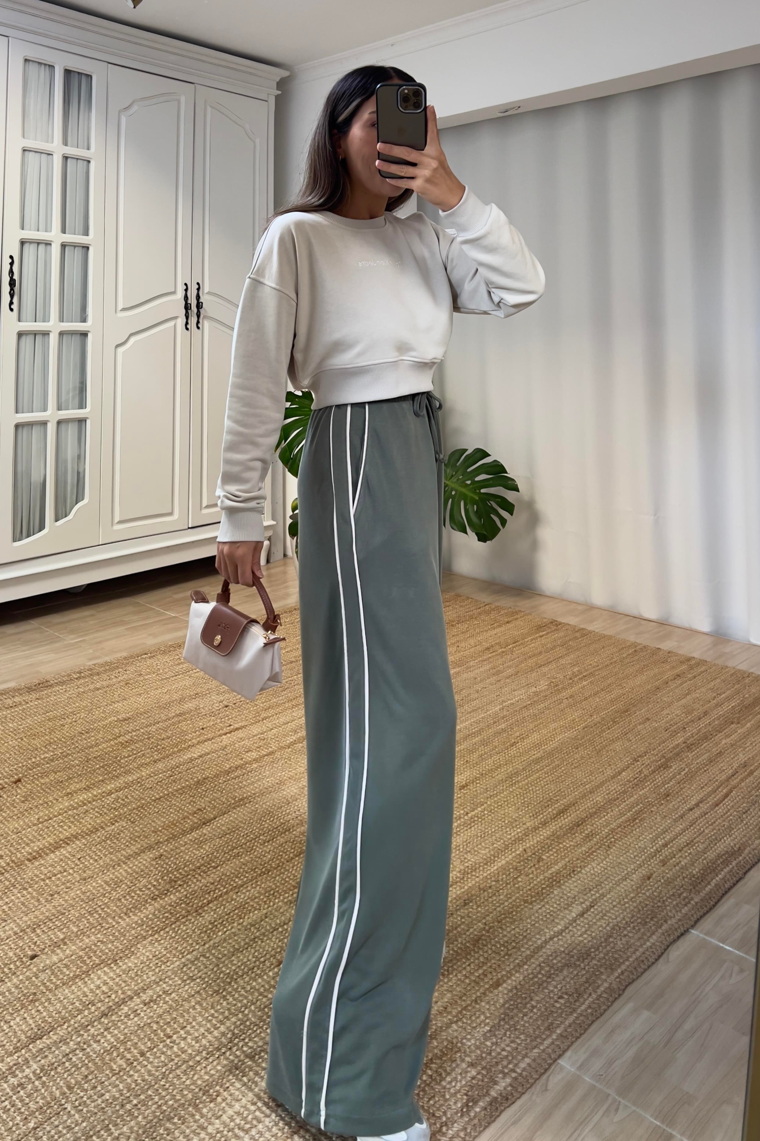 Haki Oys Şerit Detaylı Rahat Modal Pantolon uygun fiyatlarda www.butikhola.com adresinde