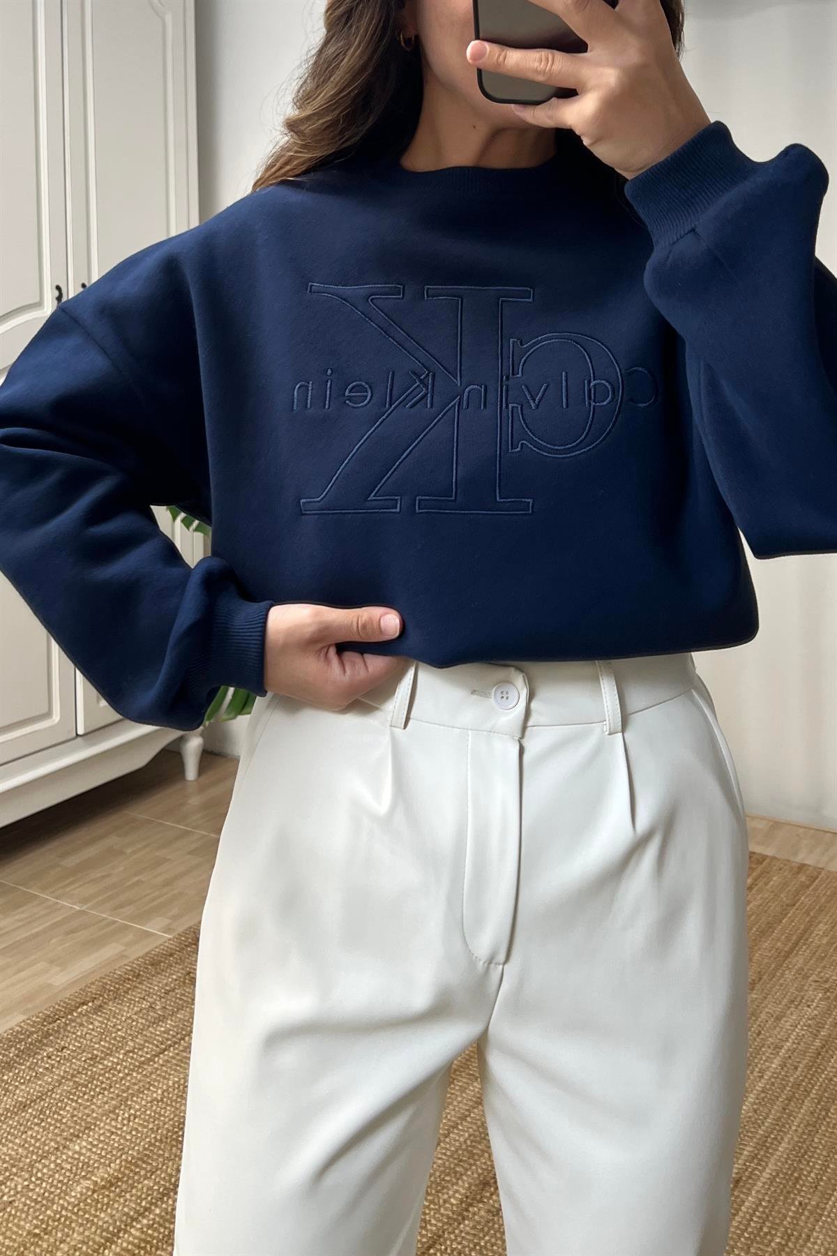 İndigo Ck Sweatshirt uygun fiyatlarda www.butikhola.com adresinde