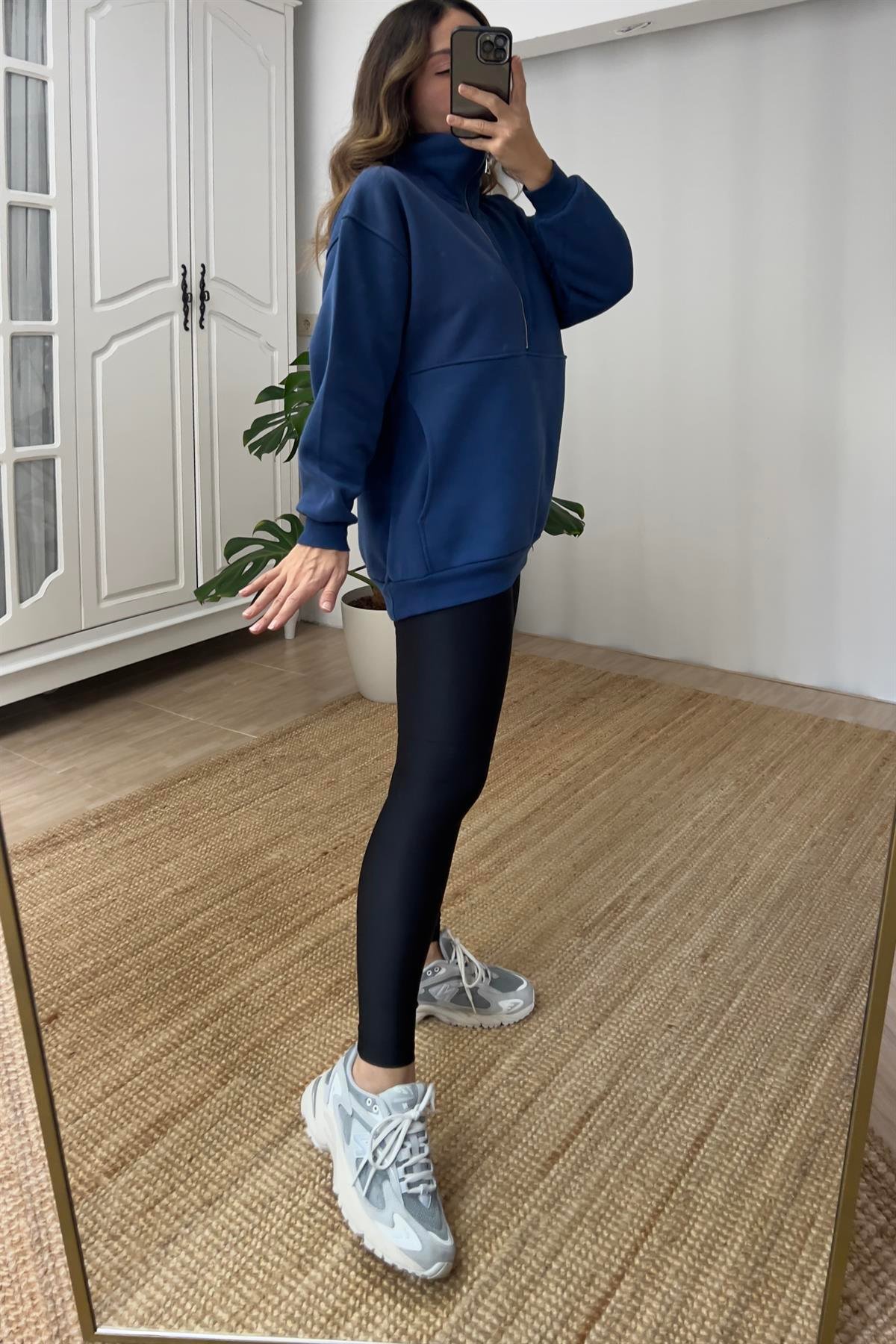 İndigo Fermuarlı Kanguru Cep Sweatshirt uygun fiyatlarda www.butikhola.com adresinde