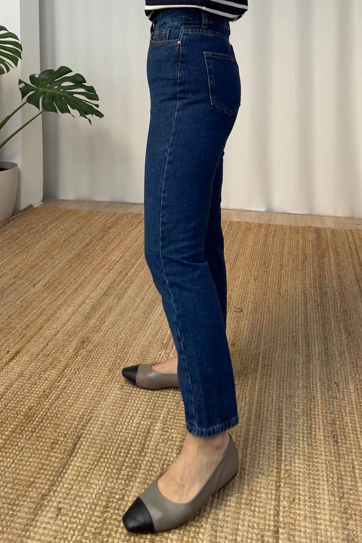 İndigo Mom Jean uygun fiyatlarda www.butikhola.com adresinde