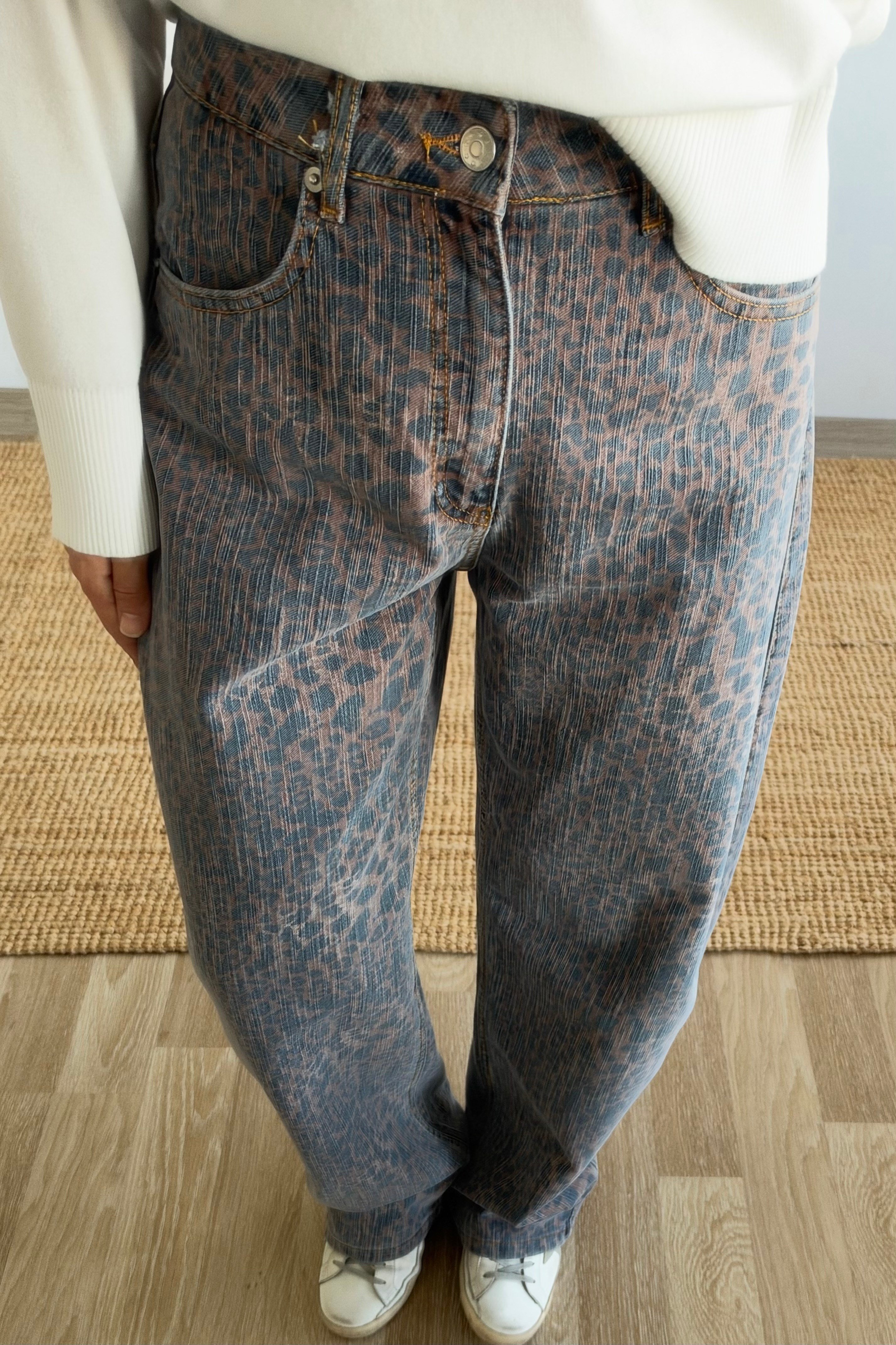 Kahve Leopar Desenli Jean uygun fiyatlarda www.butikhola.com adresinde