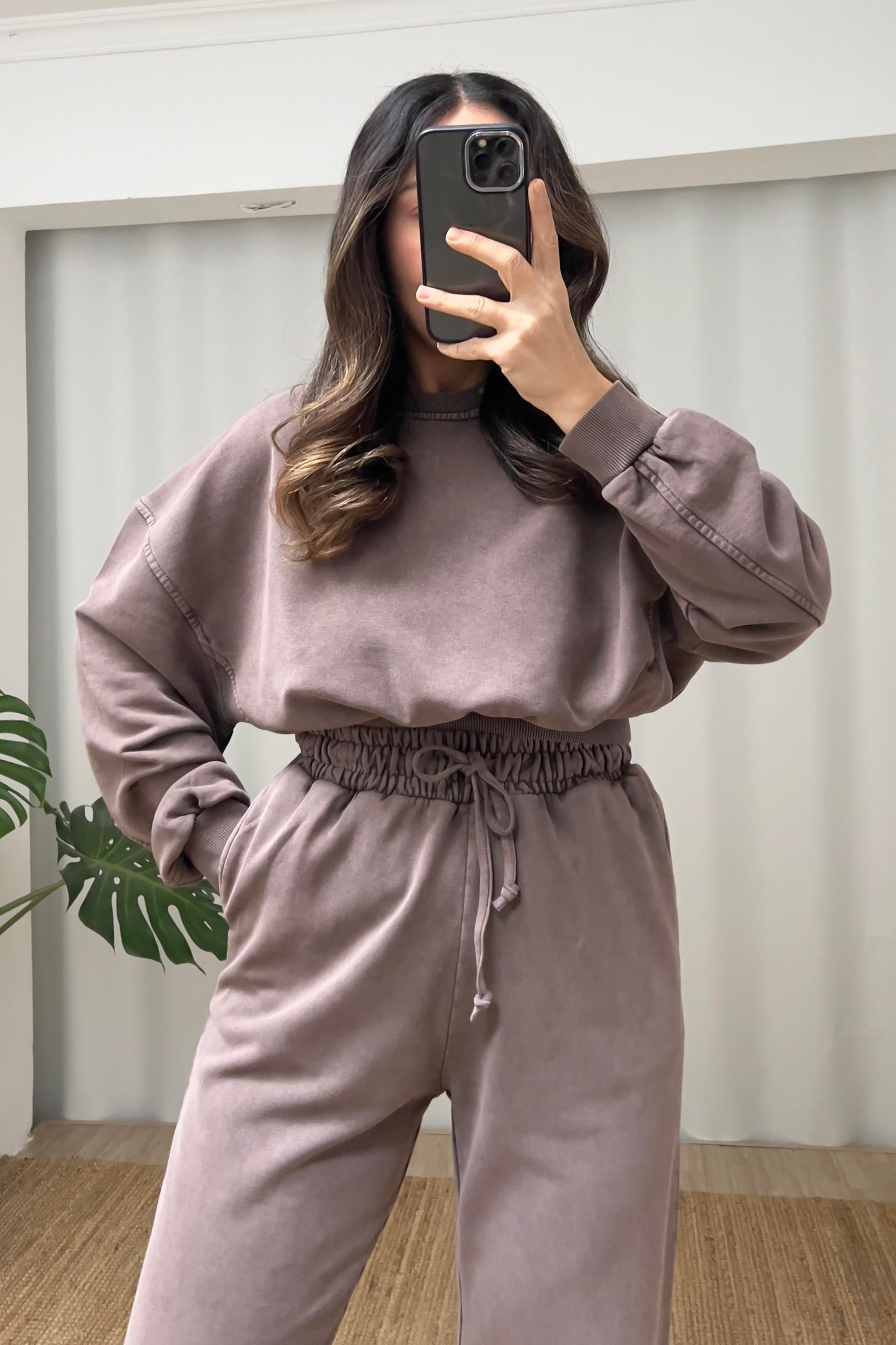 Kahve Yıkamalı Premium Eşofman Takımı uygun fiyatlarda www.butikhola.com adresinde