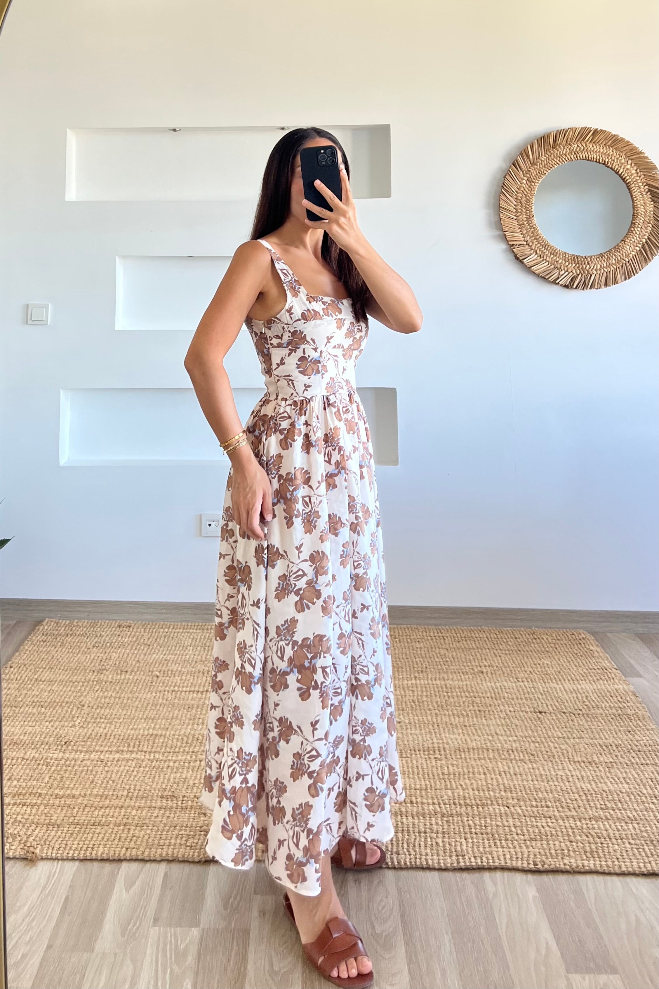 Kahverengi Çiçek Desenli U yaka Elbise uygun fiyatlarda www.butikhola.com adresinde