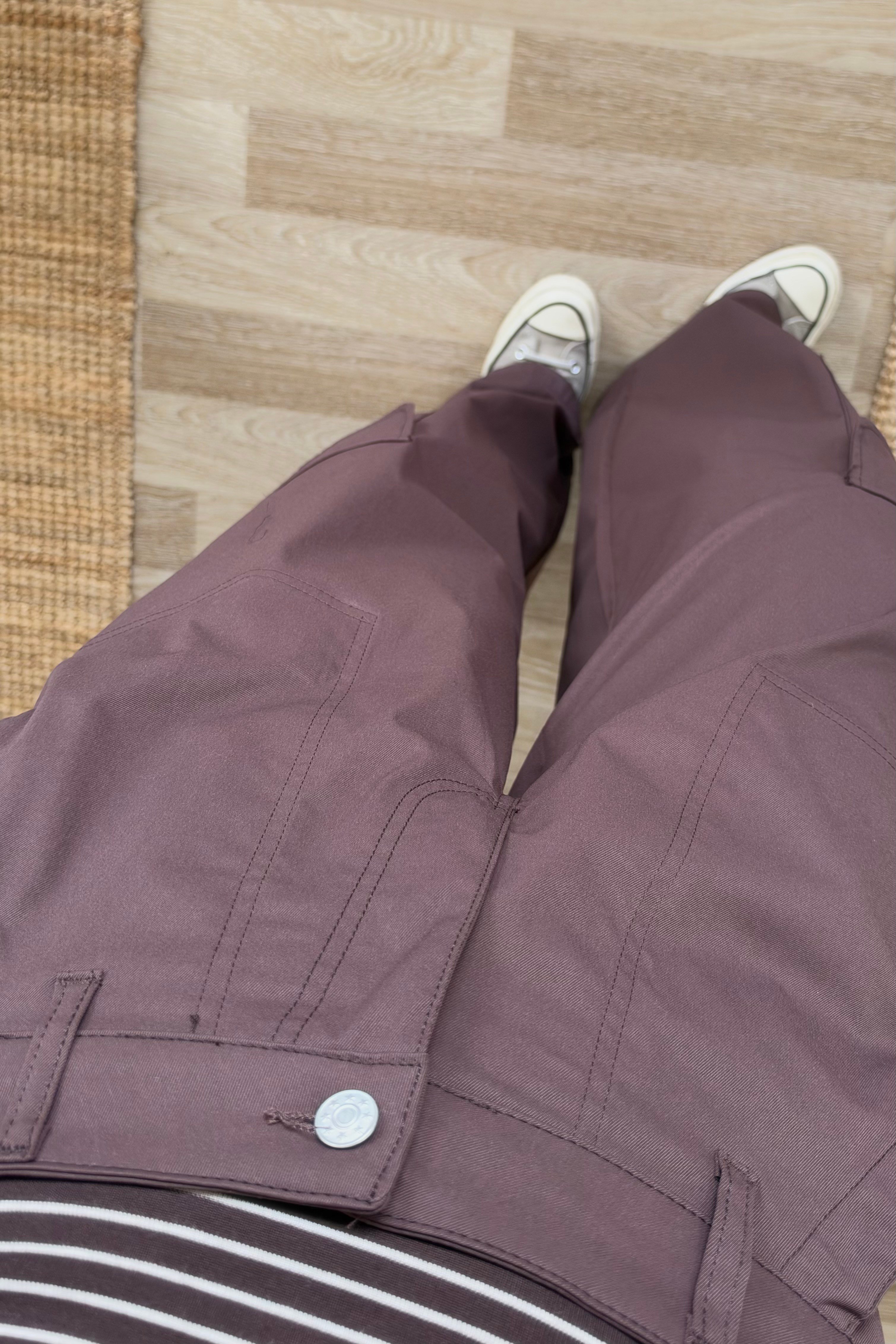 Kahverengi Çıkarılabilir Gömlek Detaylı Kargo Pantolon uygun fiyatlarda www.butikhola.com adresinde