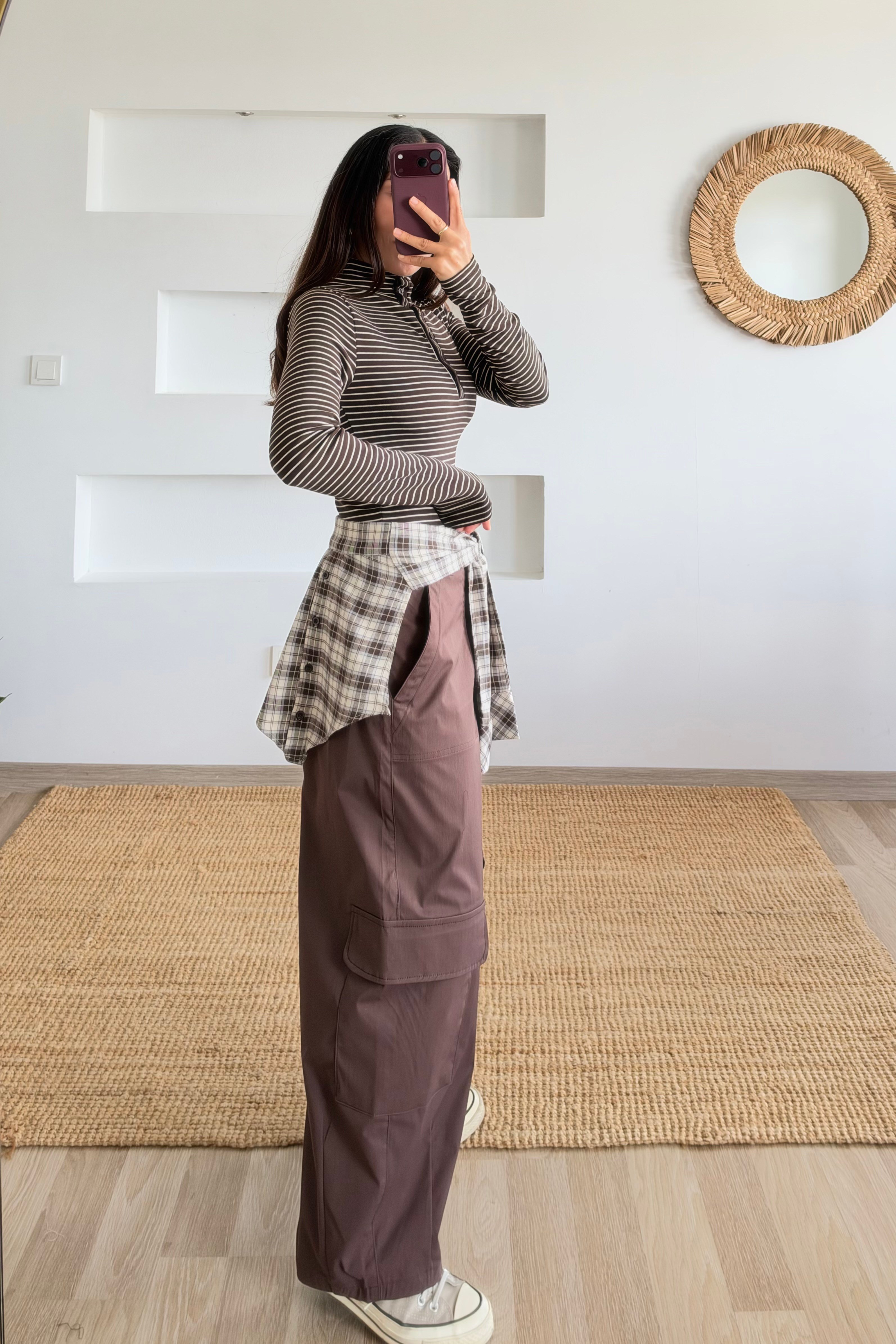 Kahverengi Çıkarılabilir Gömlek Detaylı Kargo Pantolon uygun fiyatlarda www.butikhola.com adresinde
