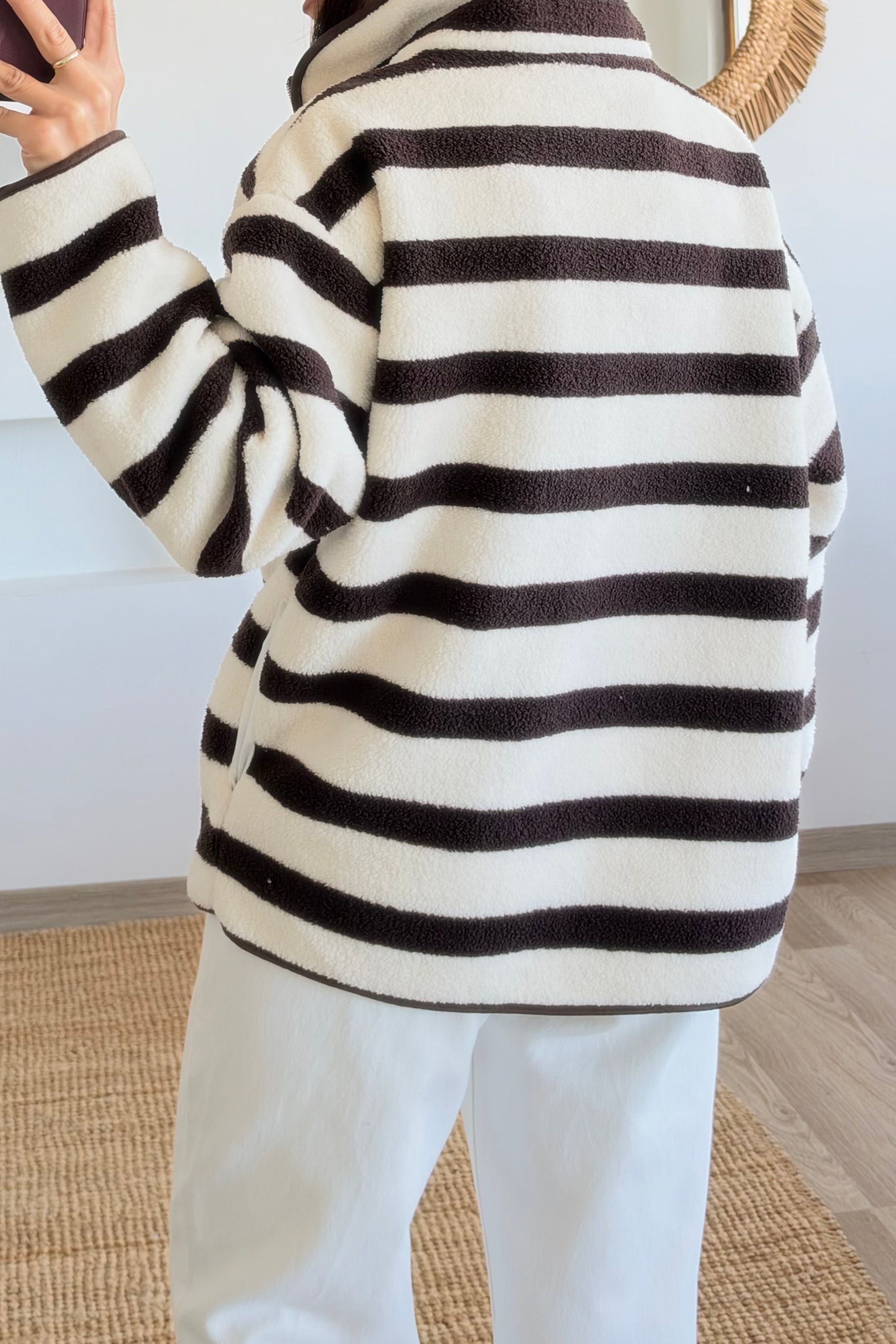 Kahverengi Çizgili Suni Yün Ceket uygun fiyatlarda www.butikhola.com adresinde