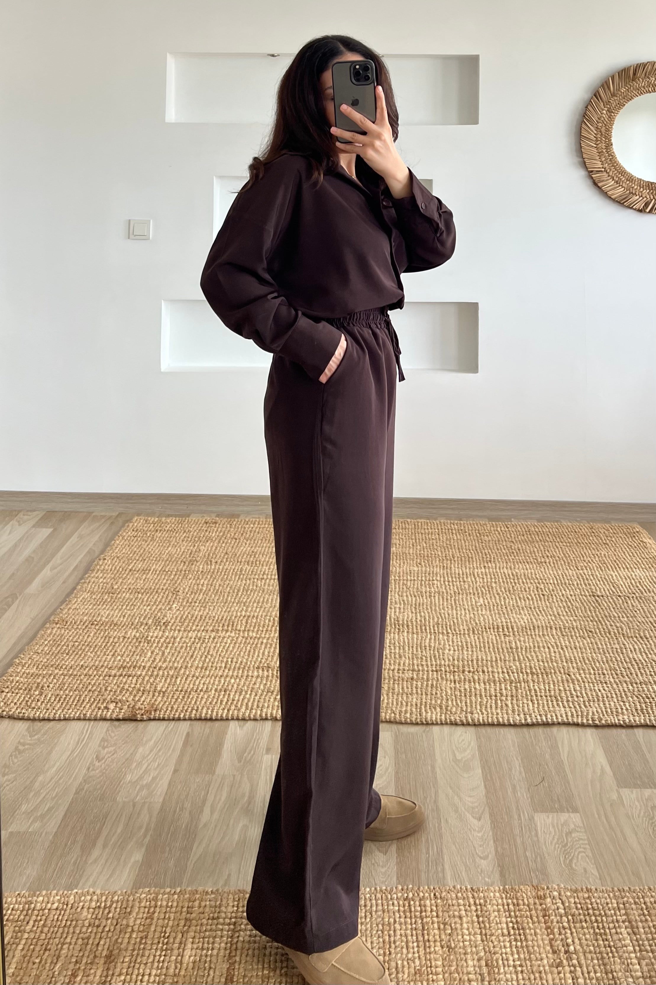 Kahverengi Gömlek Pantolon Takım uygun fiyatlarda www.butikhola.com adresinde