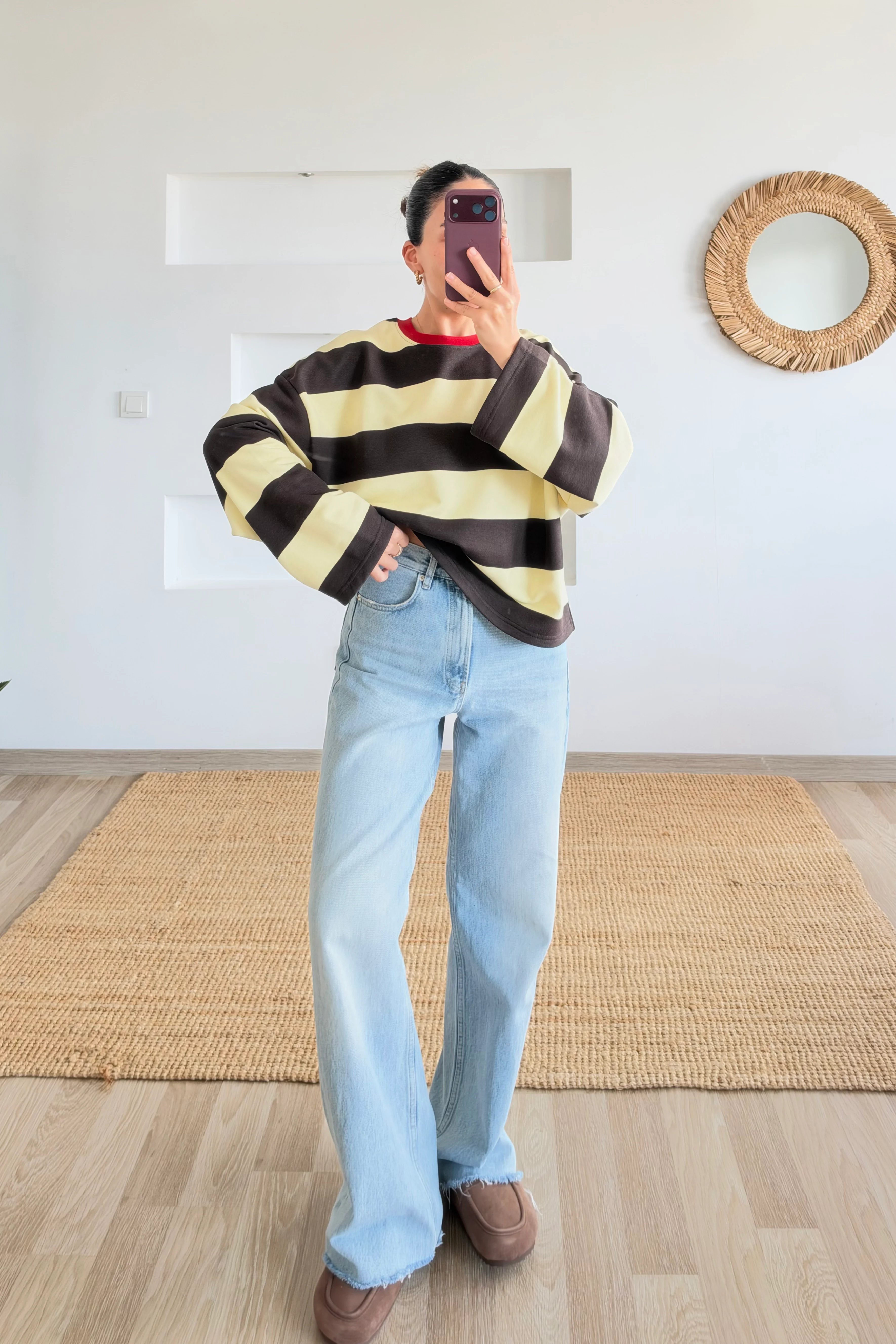 Kahverengi Kontrast Biyeli Çizgili Sweatshirt uygun fiyatlarda www.butikhola.com adresinde