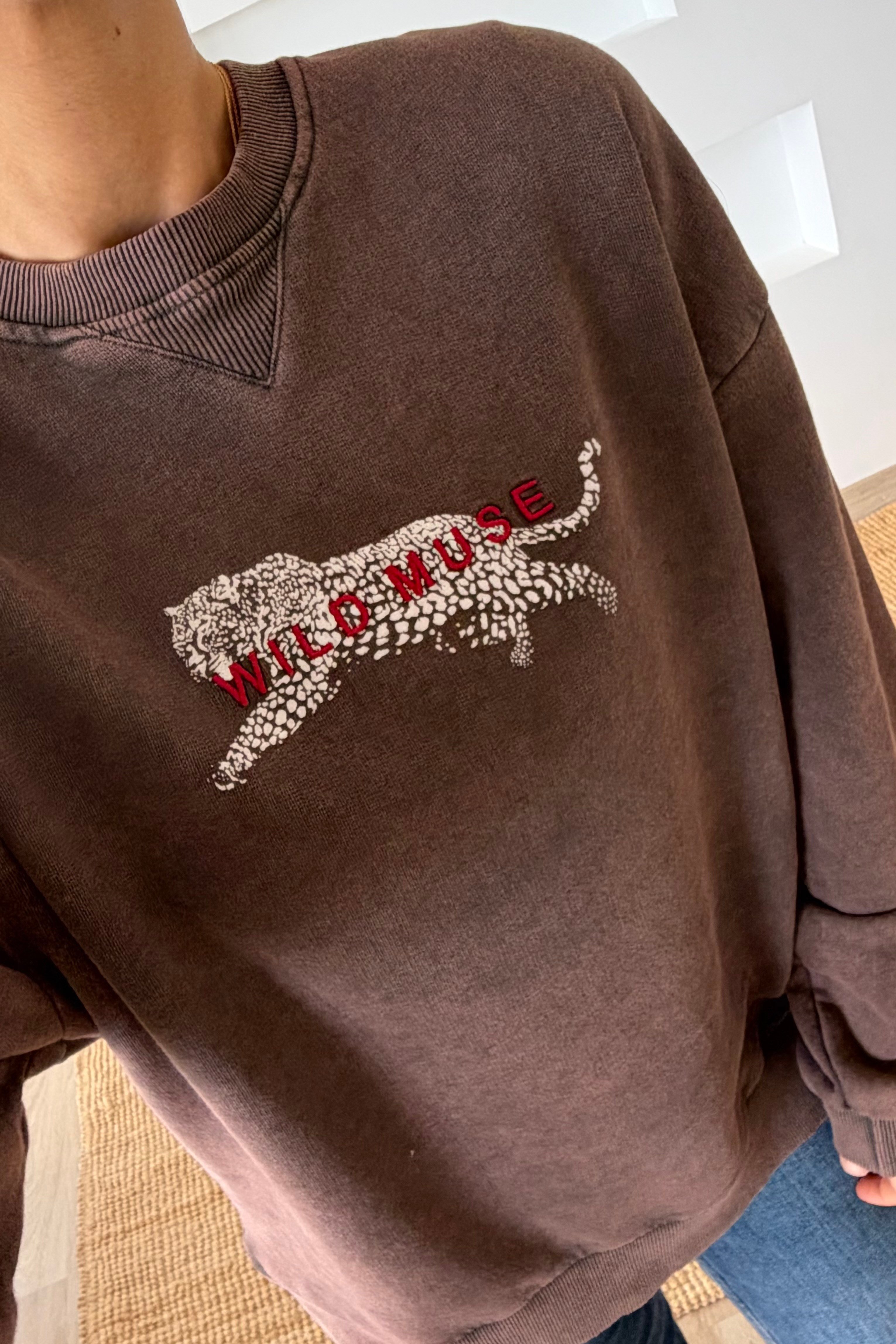 Kahverengi Leopar Desenli Oversize Batik Sweatshirt uygun fiyatlarda www.butikhola.com adresinde