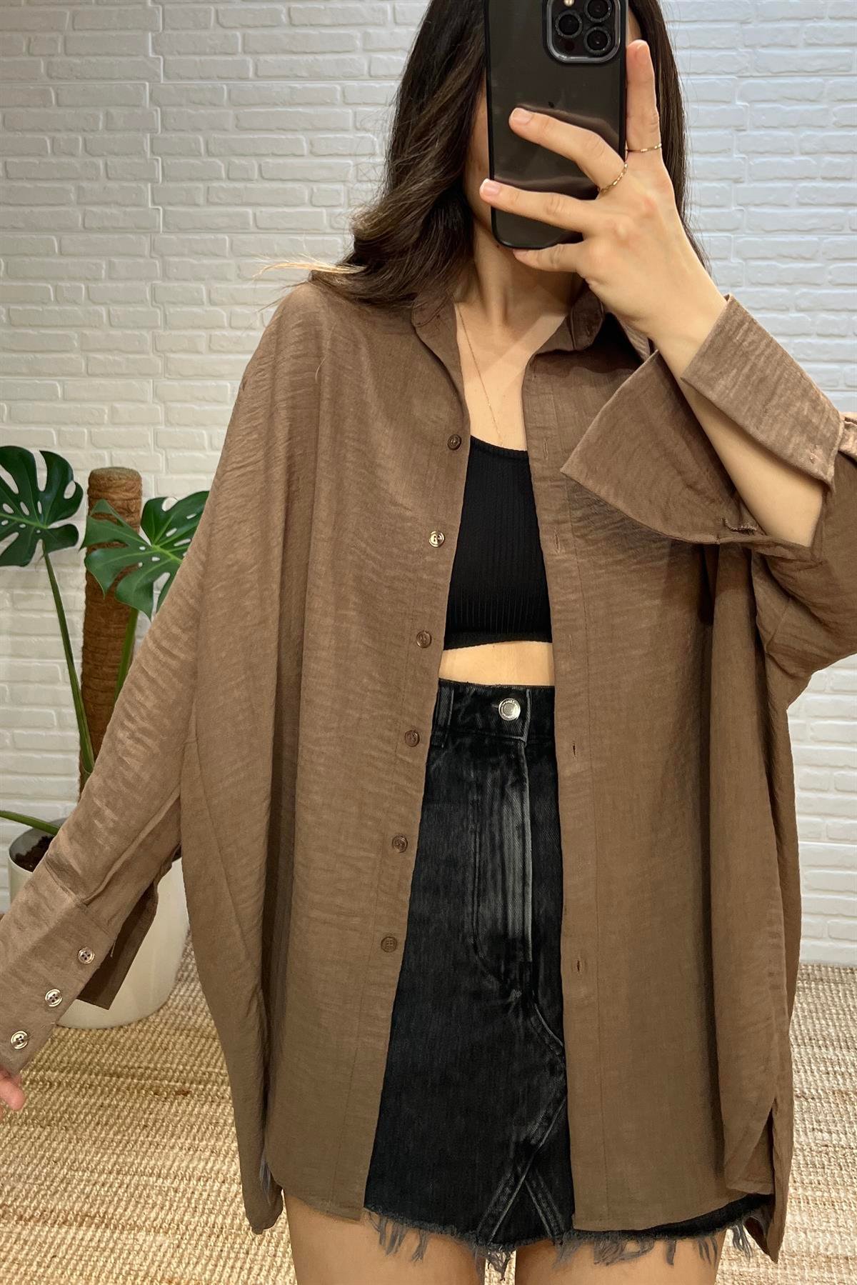 Kahverengi Oversize Keten Gömlek uygun fiyatlarda www.butikhola.com adresinde
