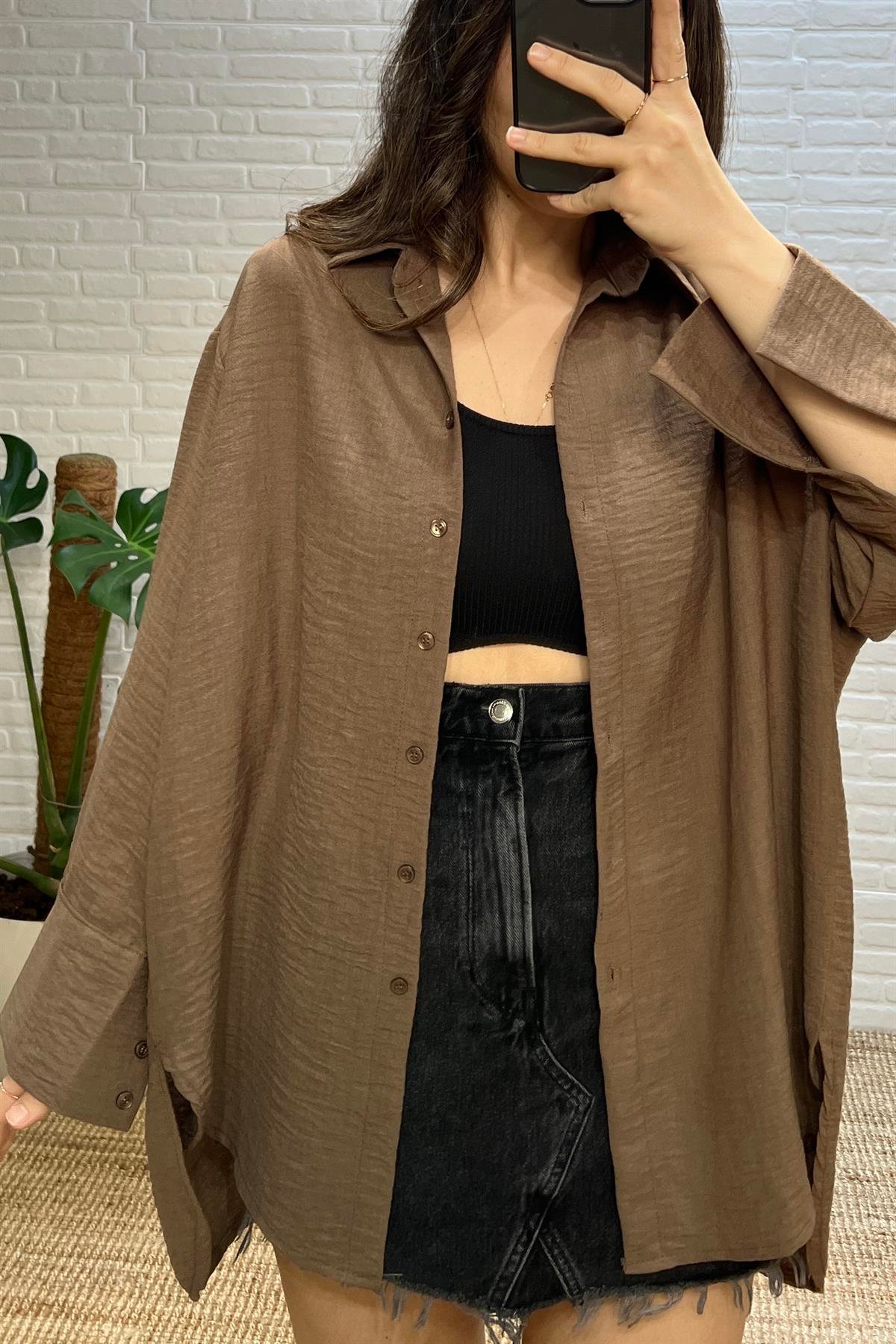Kahverengi Oversize Keten Gömlek uygun fiyatlarda www.butikhola.com adresinde