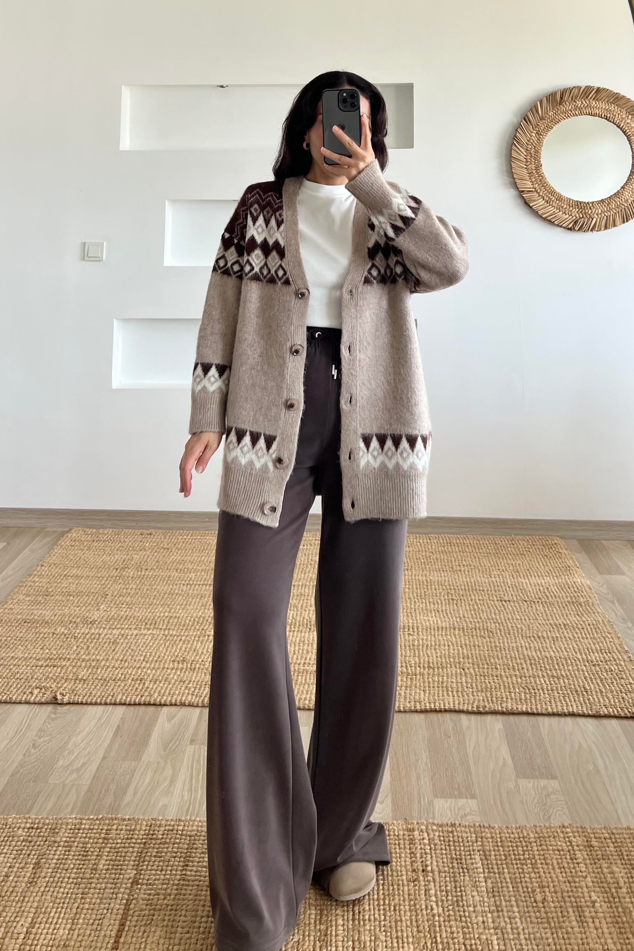 Kahverengi Oys Rahat Modal Pantolon uygun fiyatlarda www.butikhola.com adresinde