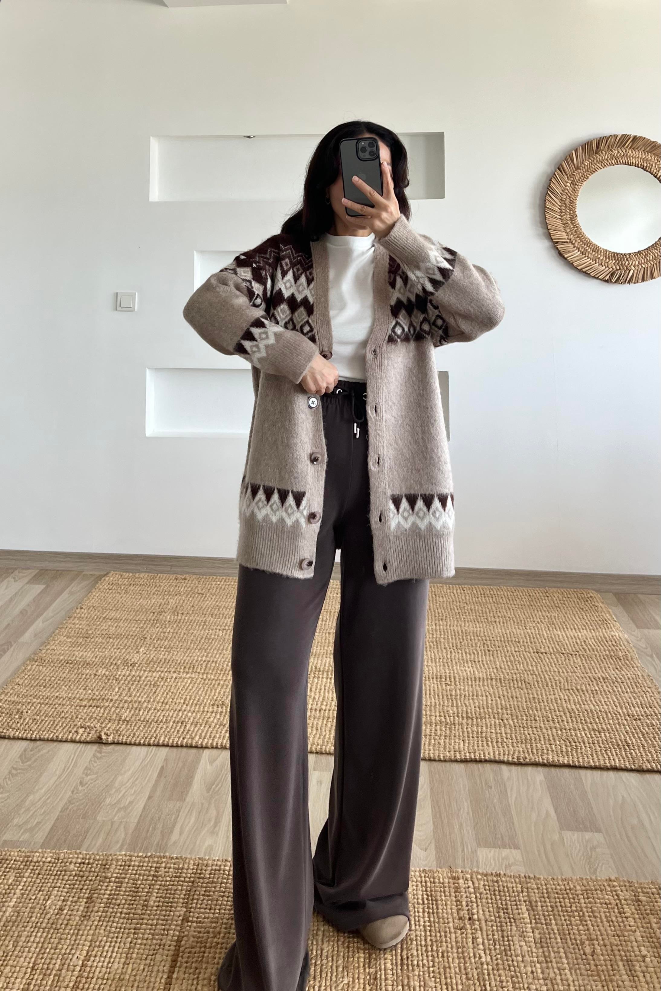Kahverengi Oys Rahat Modal Pantolon uygun fiyatlarda www.butikhola.com adresinde